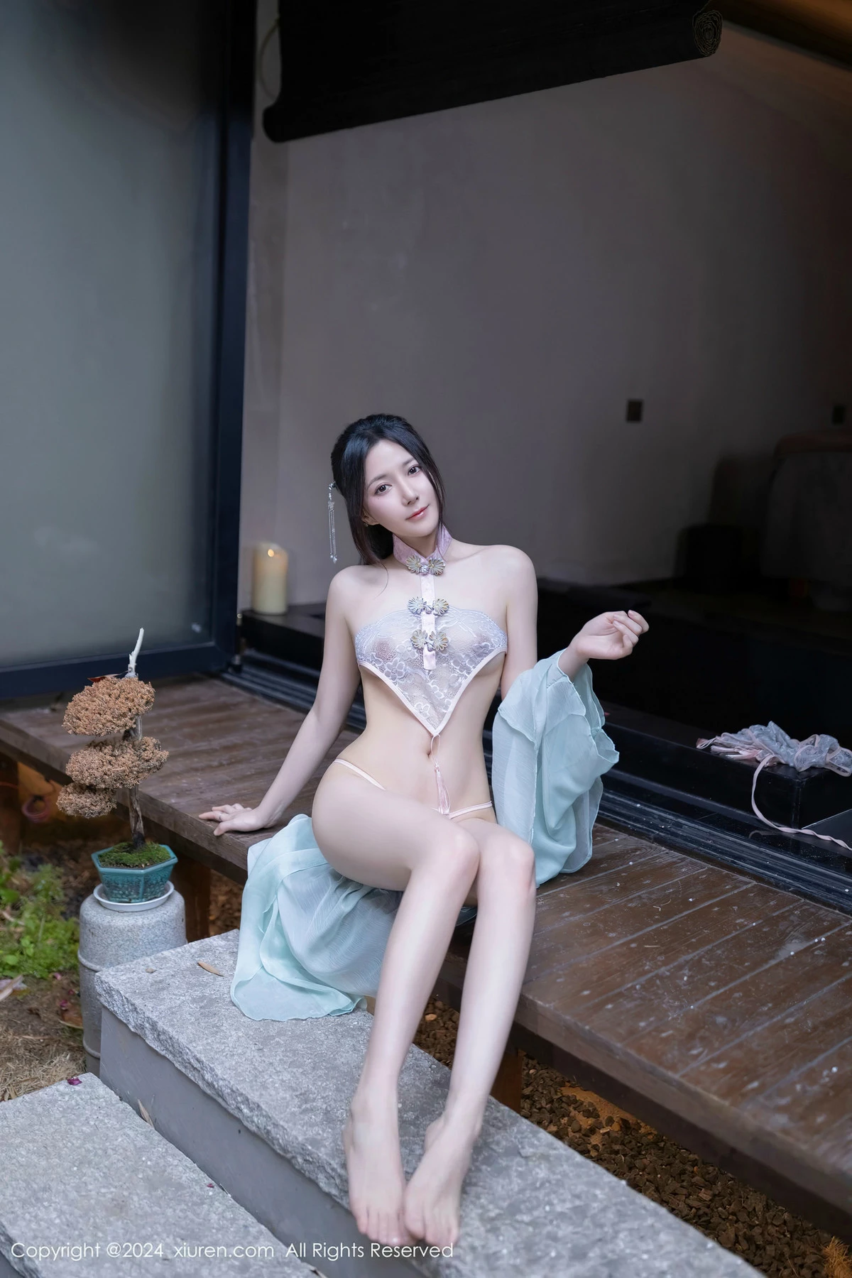 [XiuRen秀人网]第8428期鱼子酱写真-秀人资源网