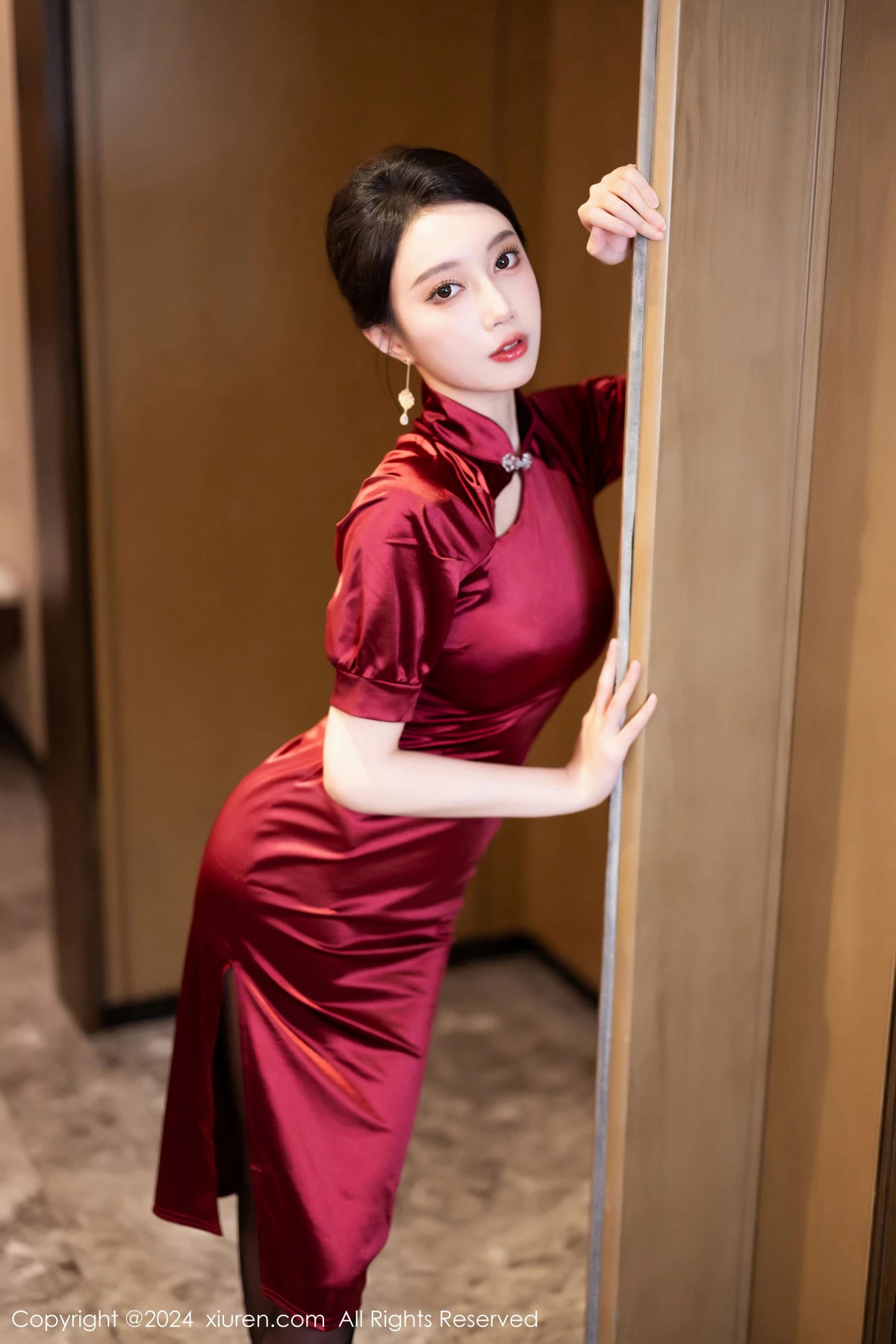 [XiuRen秀人网]第8479期玥儿玥写真-秀人资源网