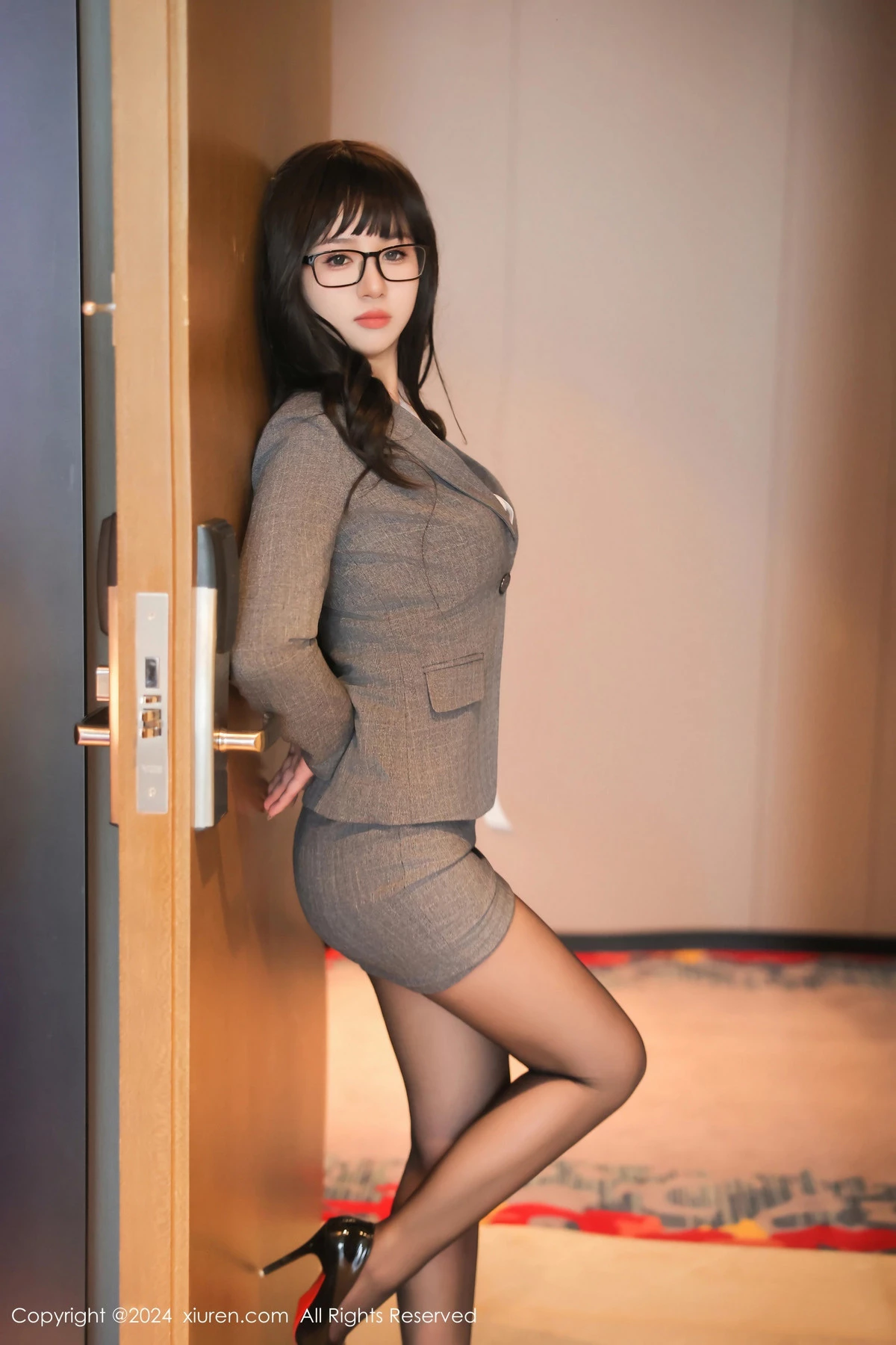 图片[8]-[XiuRen秀人网]第8496期金小依写真-秀人资源网