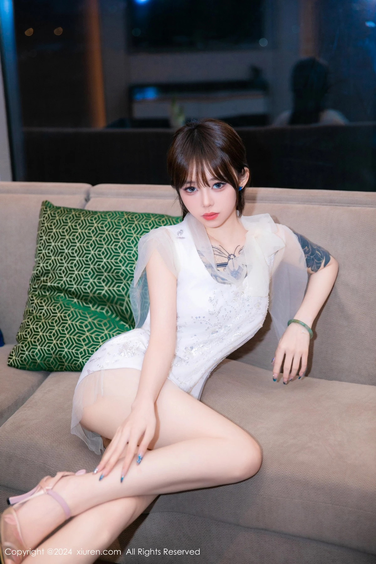 图片[14]-[XiuRen秀人网]第8696期奶瓶写真-秀人资源网