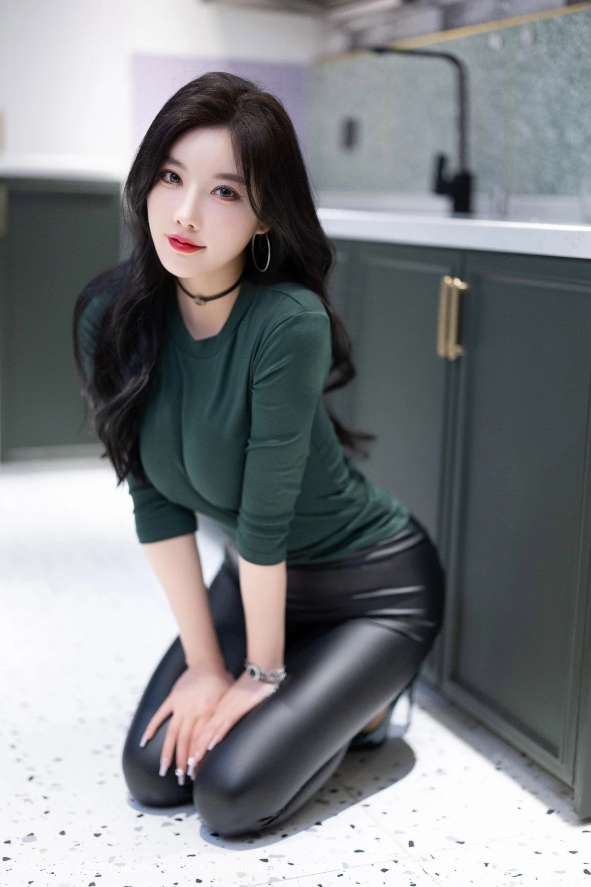 图片[21]-[XiuRen秀人网]第8707期杨晨晨写真-秀人资源网