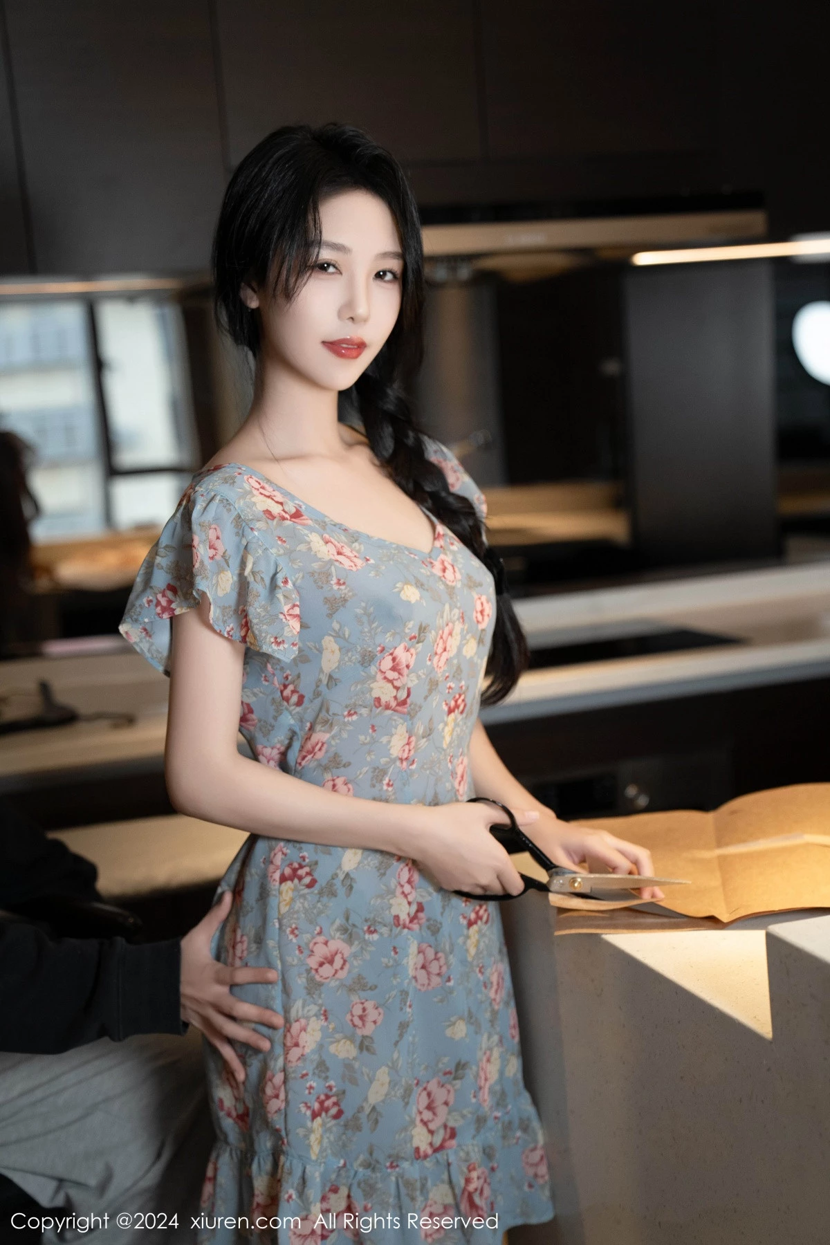 [XiuRen秀人网]第8704期利世写真-秀人资源网