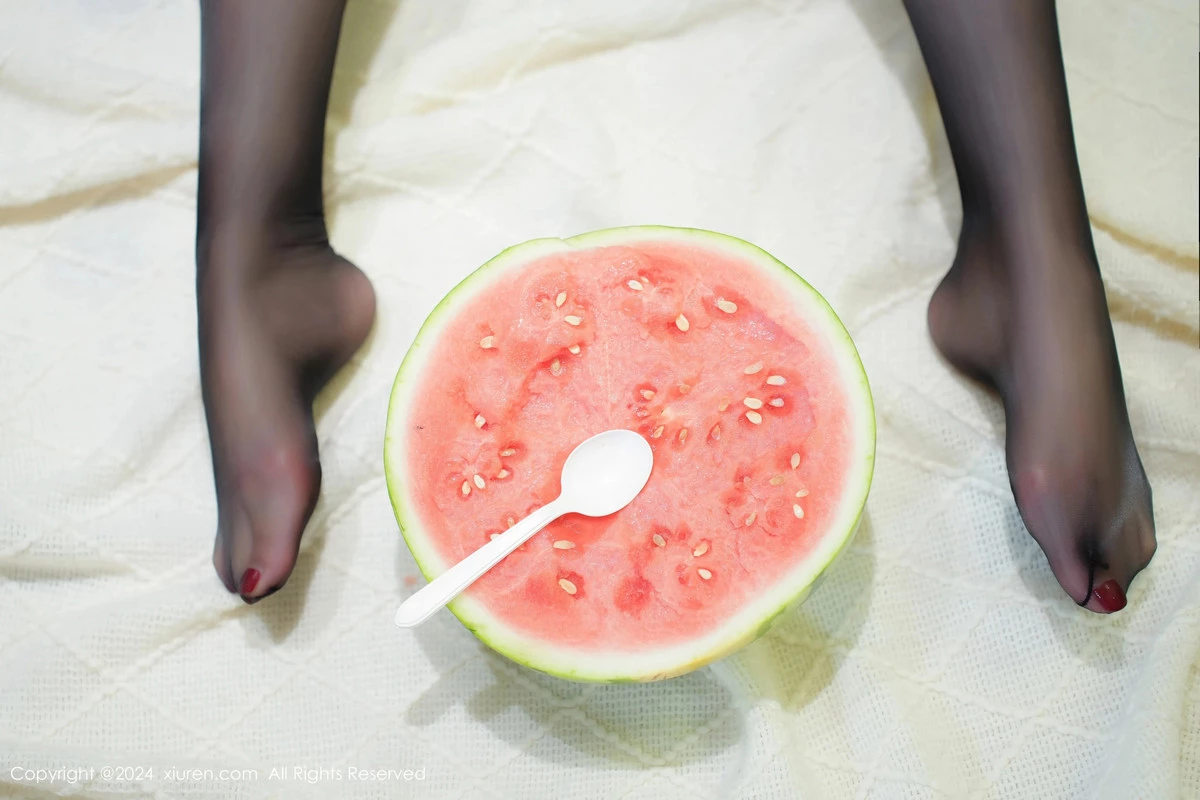 图片[9]-[XiuRen秀人网]第8783期小波多写真-秀人资源网