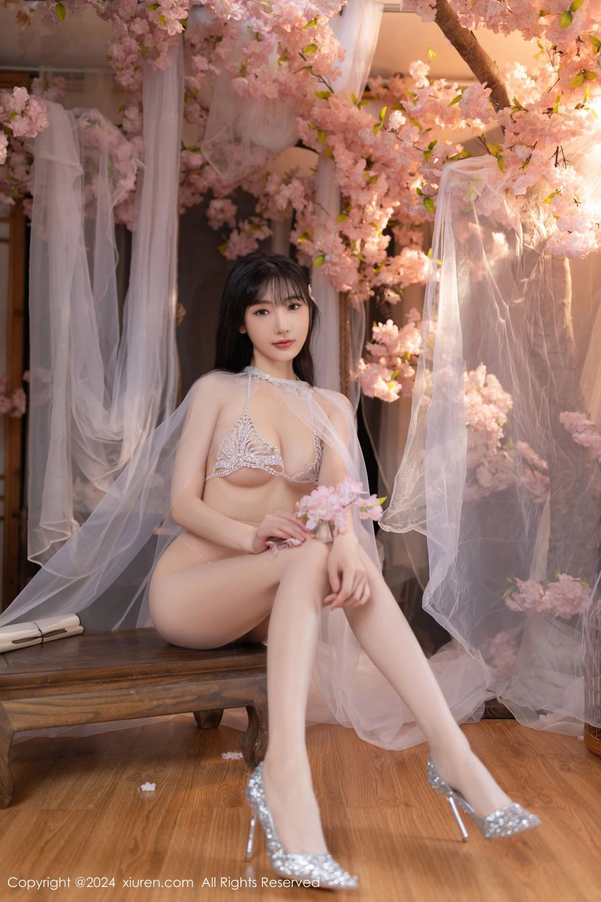 [XiuRen秀人网]第8807期陆萱萱写真-秀人资源网