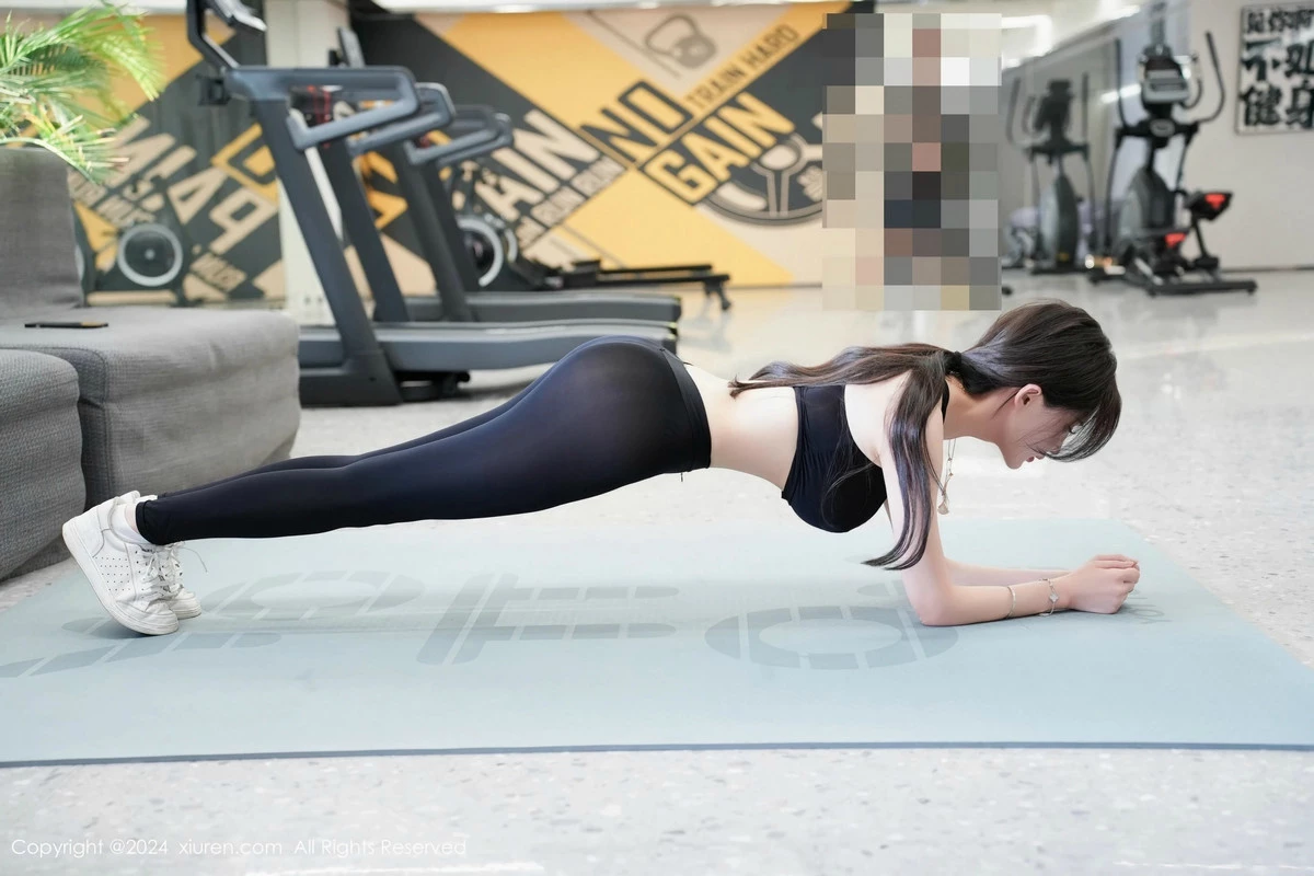 图片[3]-[XiuRen秀人网]第8810期周妍希写真-秀人资源网