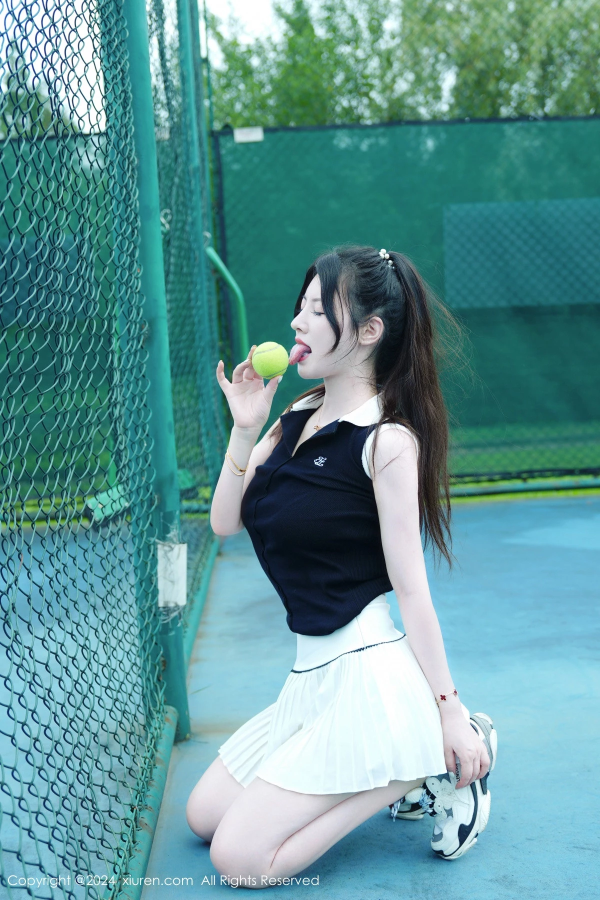 [XiuRen秀人网]第8821期诗诗写真-秀人资源网