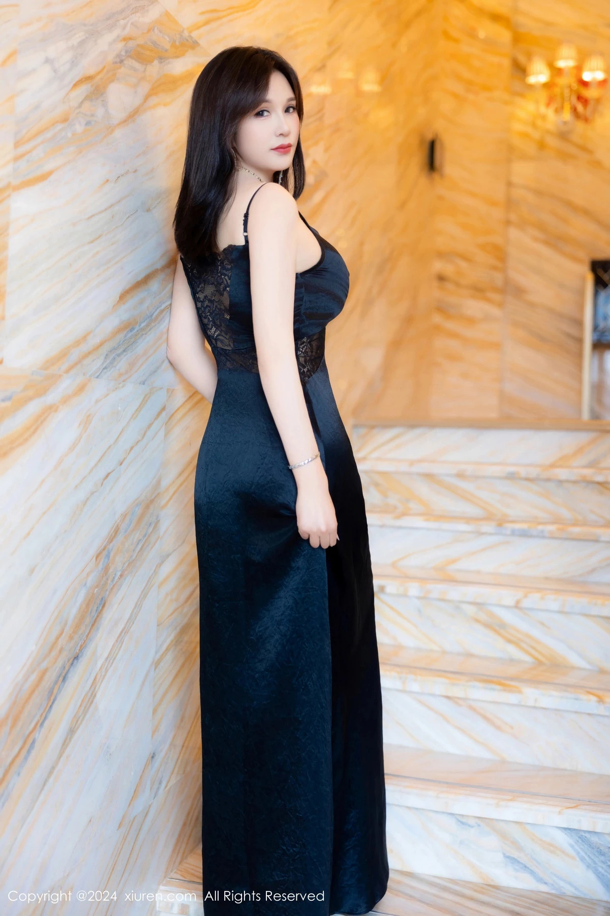 图片[3]-[XiuRen秀人网]第8825期水水姐写真-秀人资源网