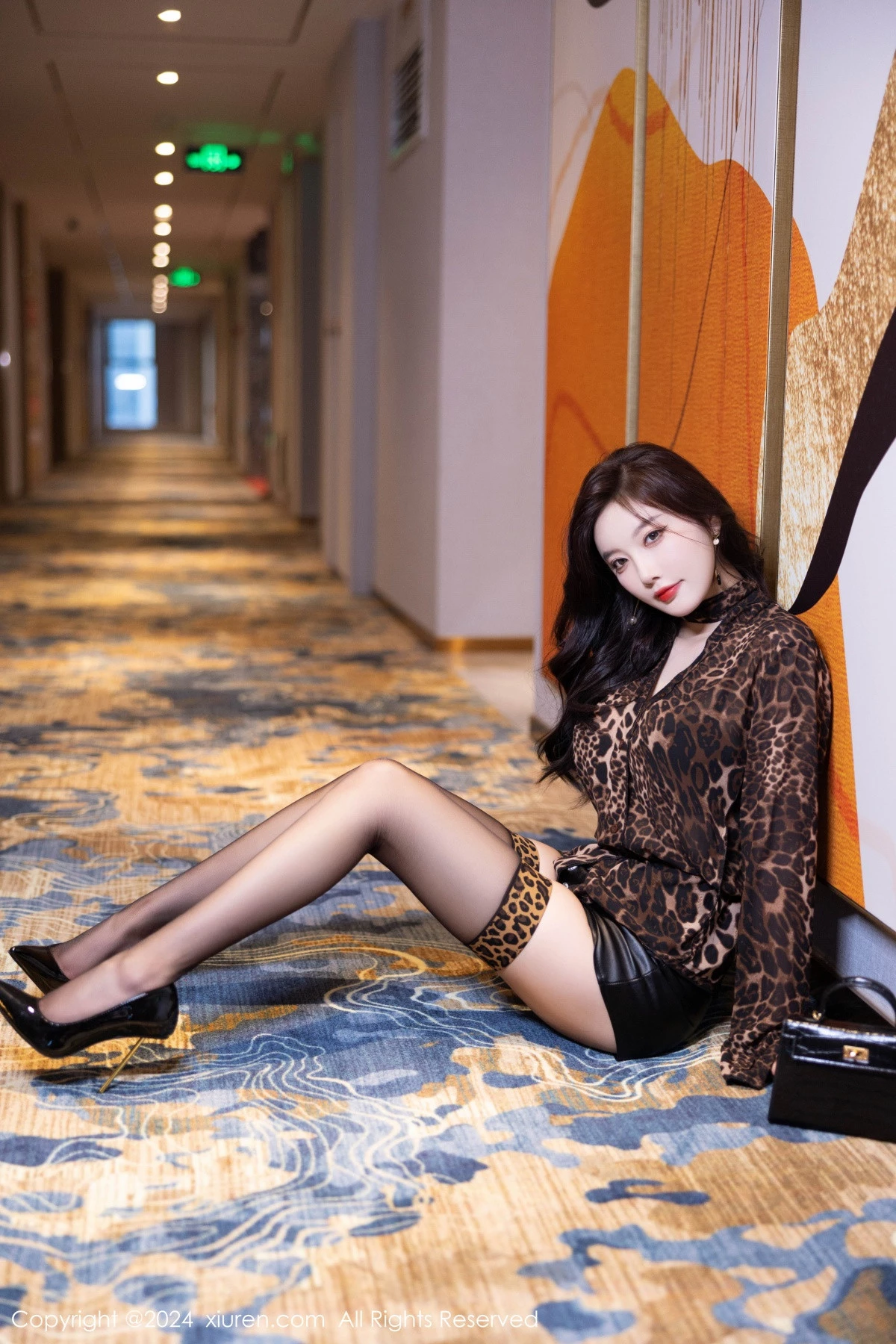 图片[23]-[XiuRen秀人网]第8889期杨晨晨写真-秀人资源网