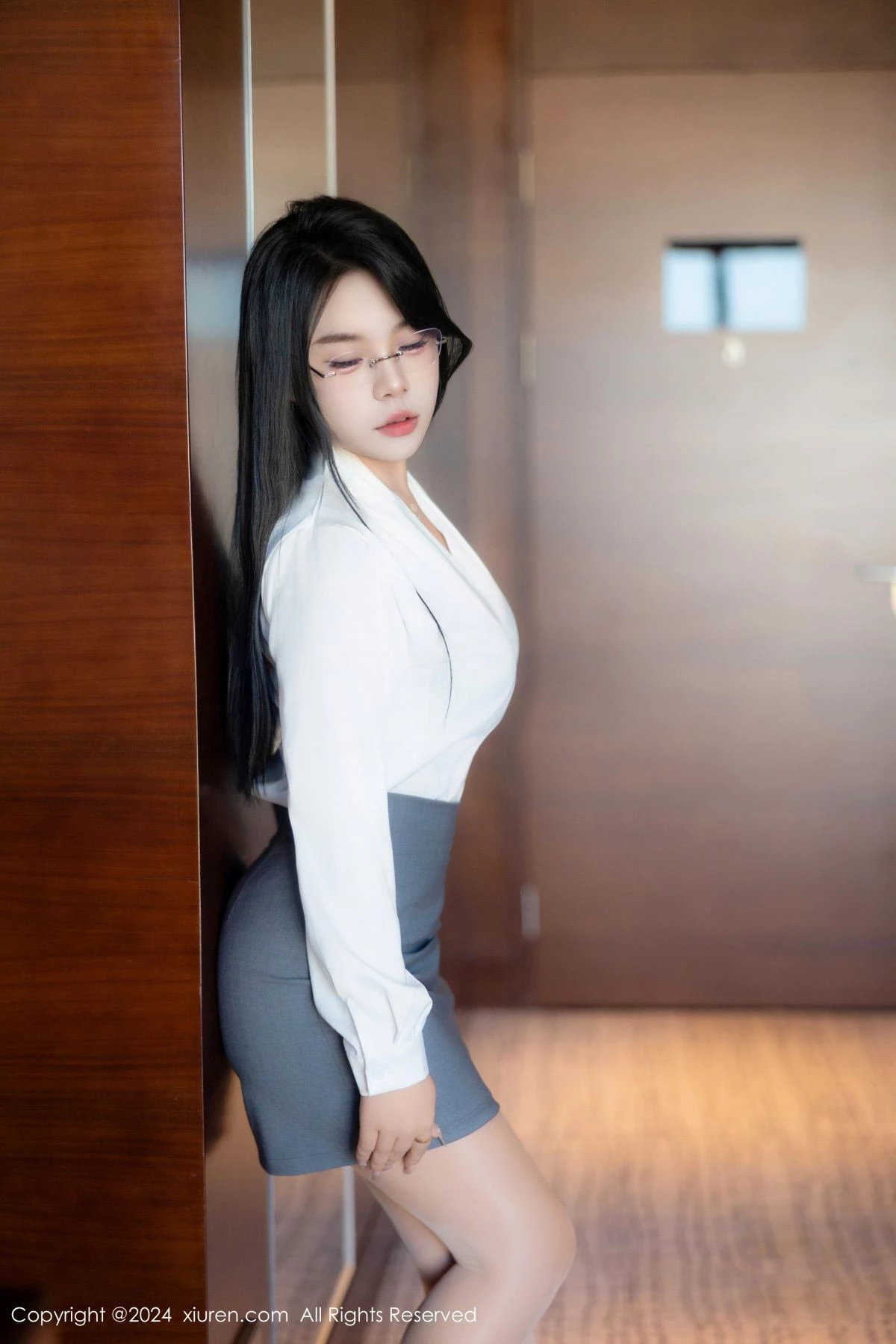 图片[5]-[XiuRen秀人网]第8989期麦田写真-秀人资源网