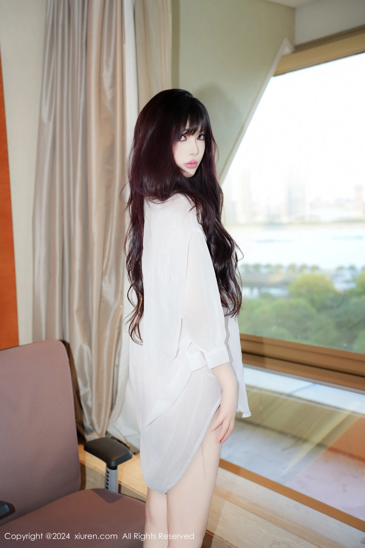 图片[3]-[XiuRen秀人网]第9002期酒精阿姨写真-秀人资源网