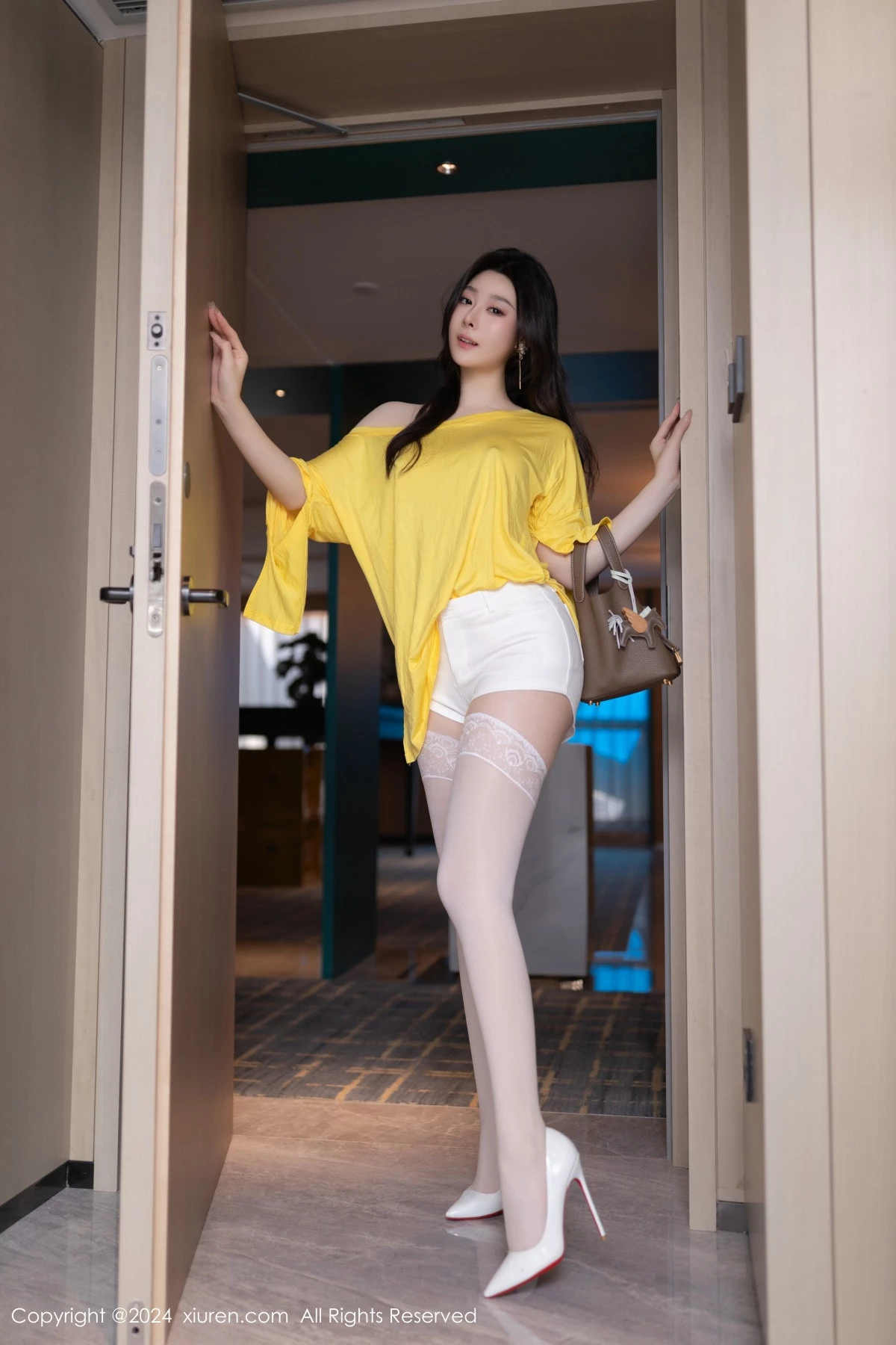 [XiuRen秀人网]第9019期小逗逗写真-秀人资源网