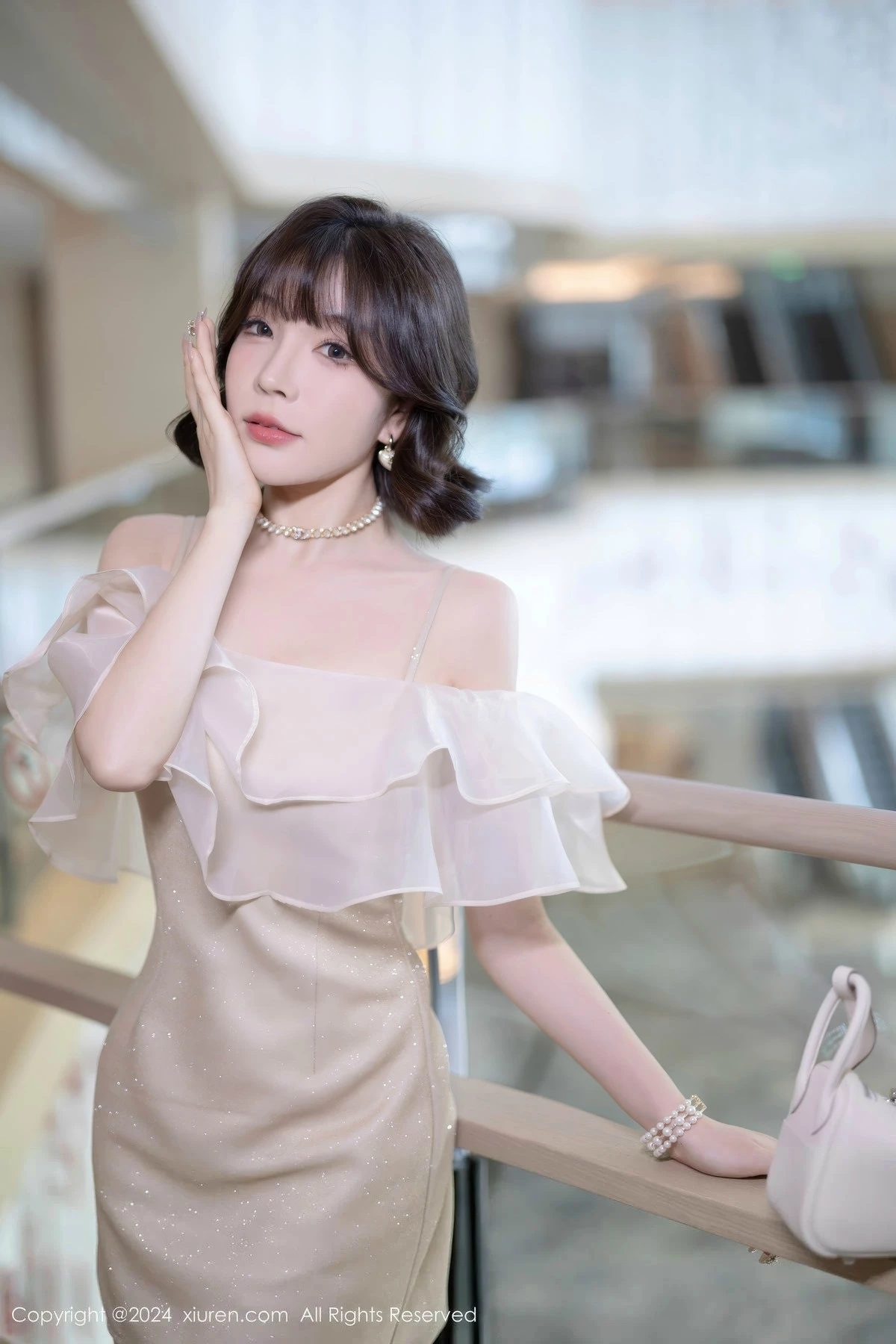 图片[2]-[XiuRen秀人网]第8917期徐莉芝写真-秀人资源网