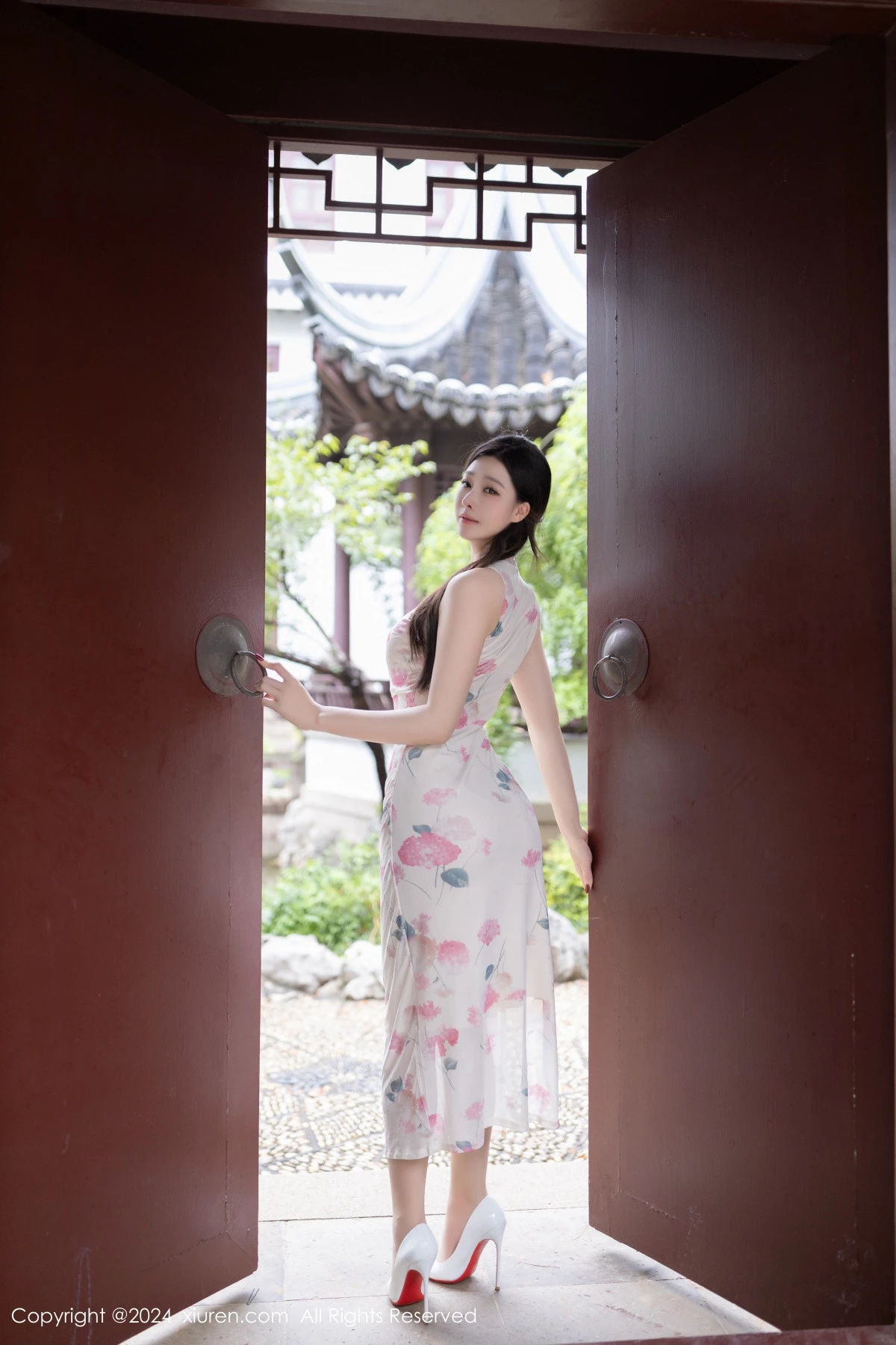 图片[2]-[XiuRen秀人网]第9087期小逗逗写真-秀人资源网