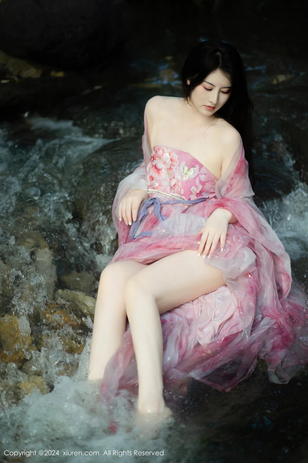图片[4]-[XiuRen秀人网]第9100期诗诗写真-秀人资源网