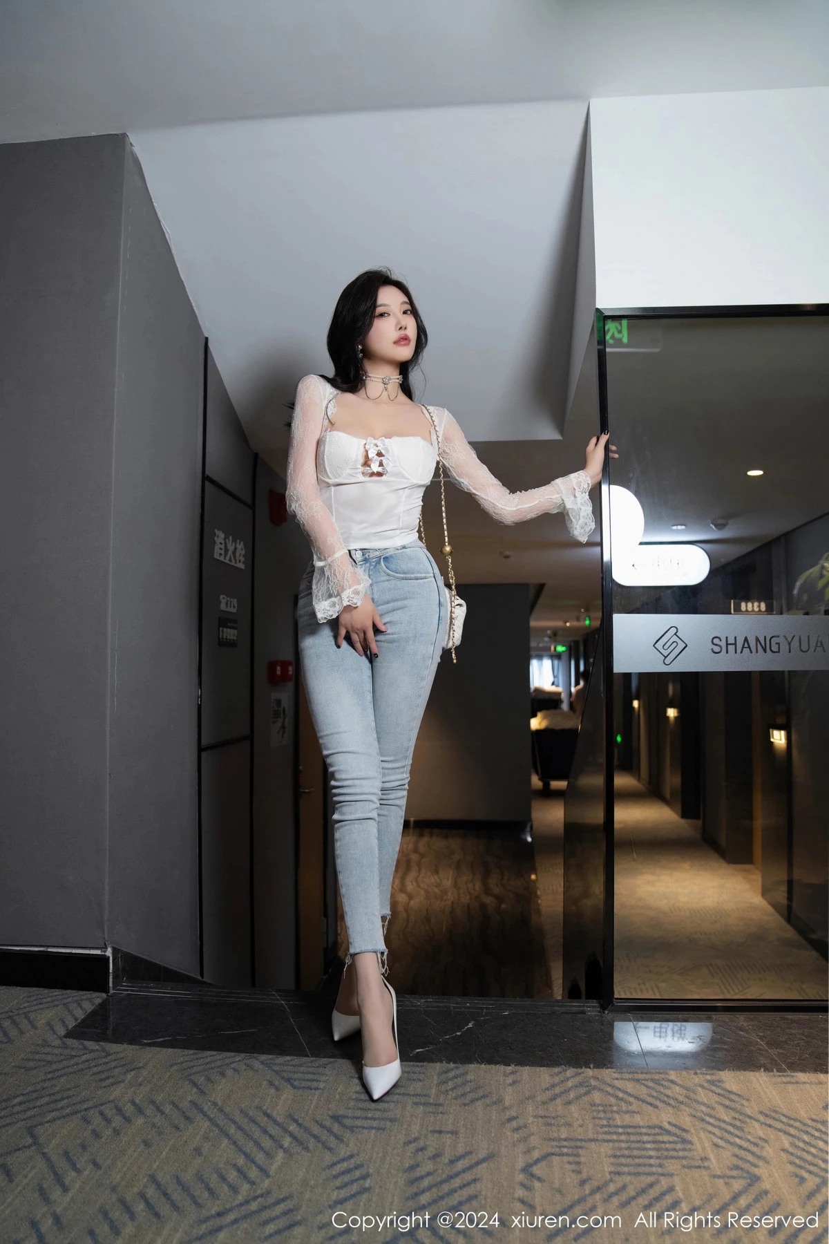 图片[28]-[XiuRen秀人网]第9140期杨晨晨写真-秀人资源网