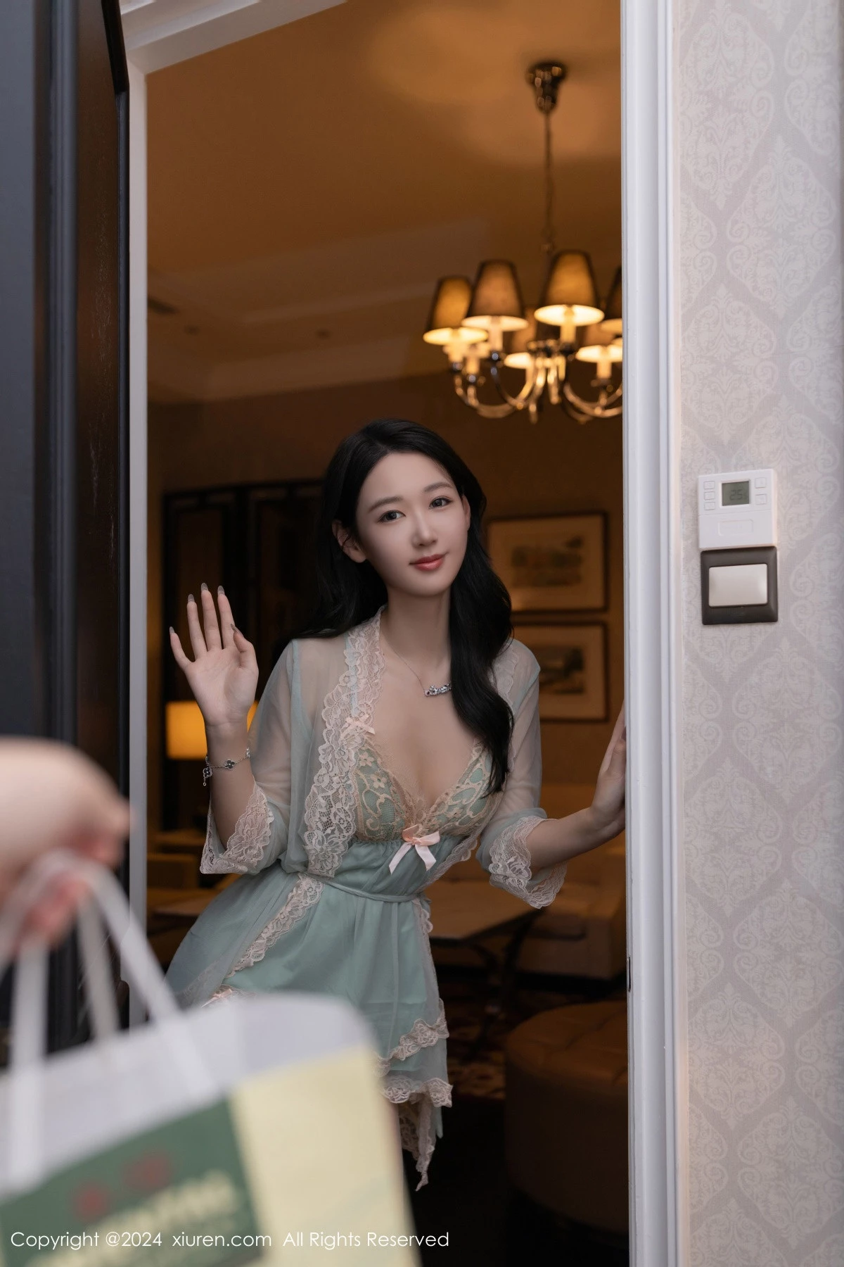 图片[3]-[XiuRen秀人网]第9069期唐安琪写真-秀人资源网