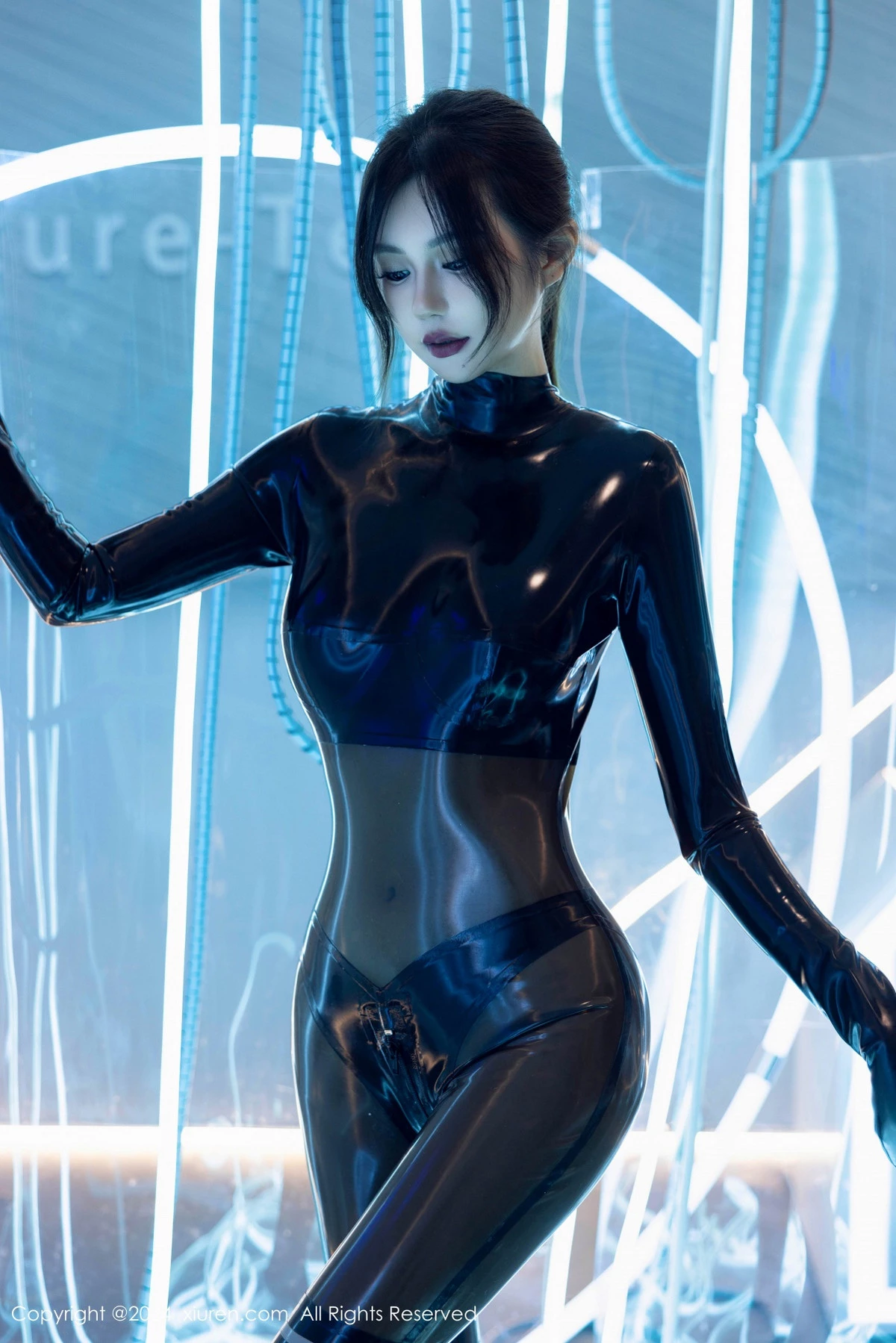 图片[5]-[XiuRen秀人网]第9235期绮里嘉写真-秀人资源网