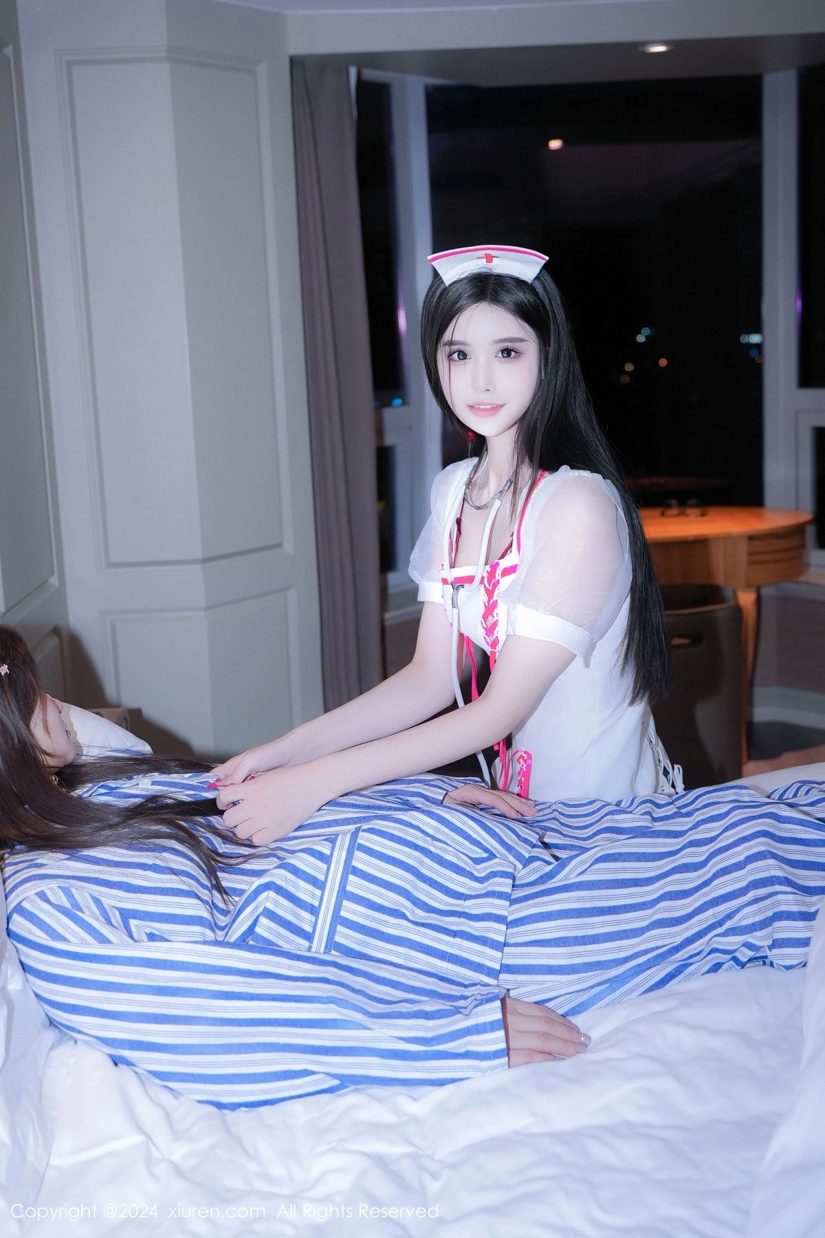 [XiuRen秀人网]第9241期Erikaki写真-秀人资源网