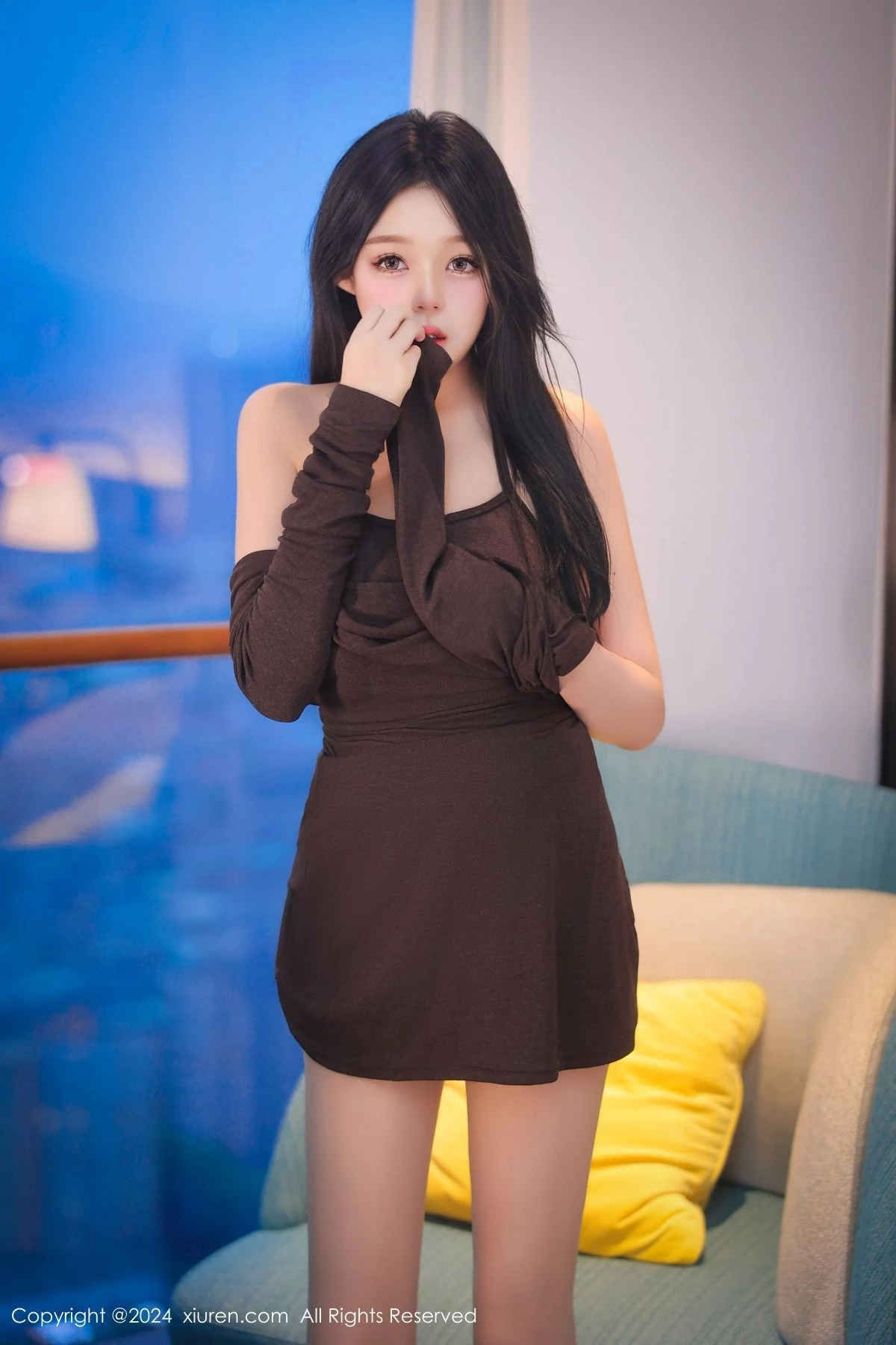 图片[4]-[XiuRen秀人网]第9306期柚柚小奶瓶写真-秀人资源网