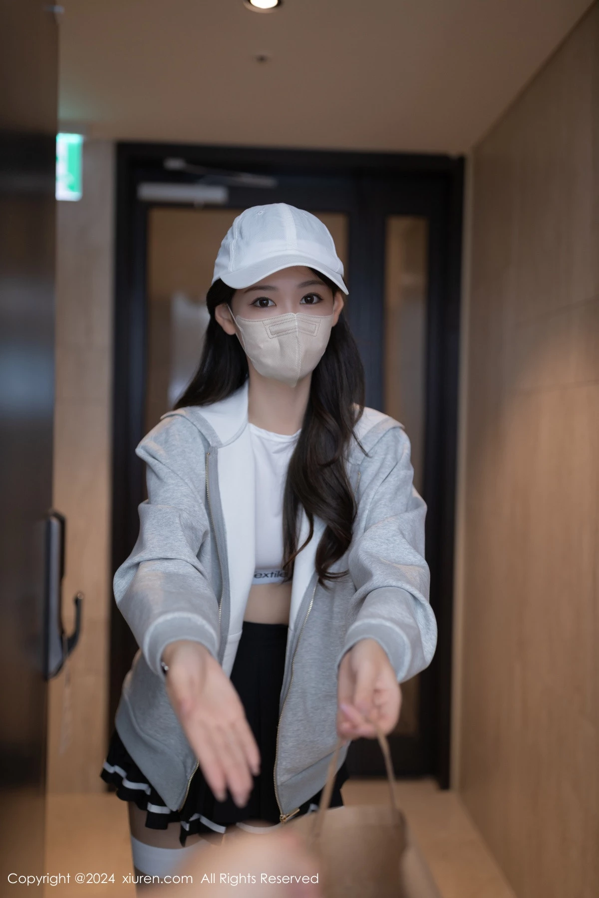 图片[2]-[XiuRen秀人网]第9196期唐安琪写真-秀人资源网