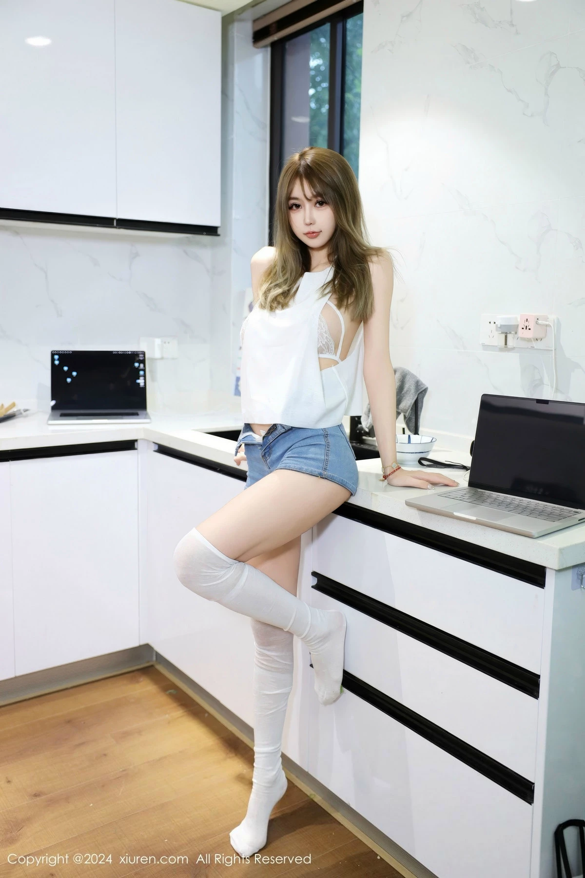 图片[4]-[XiuRen秀人网]第9374期Zoe柚柚写真-秀人资源网
