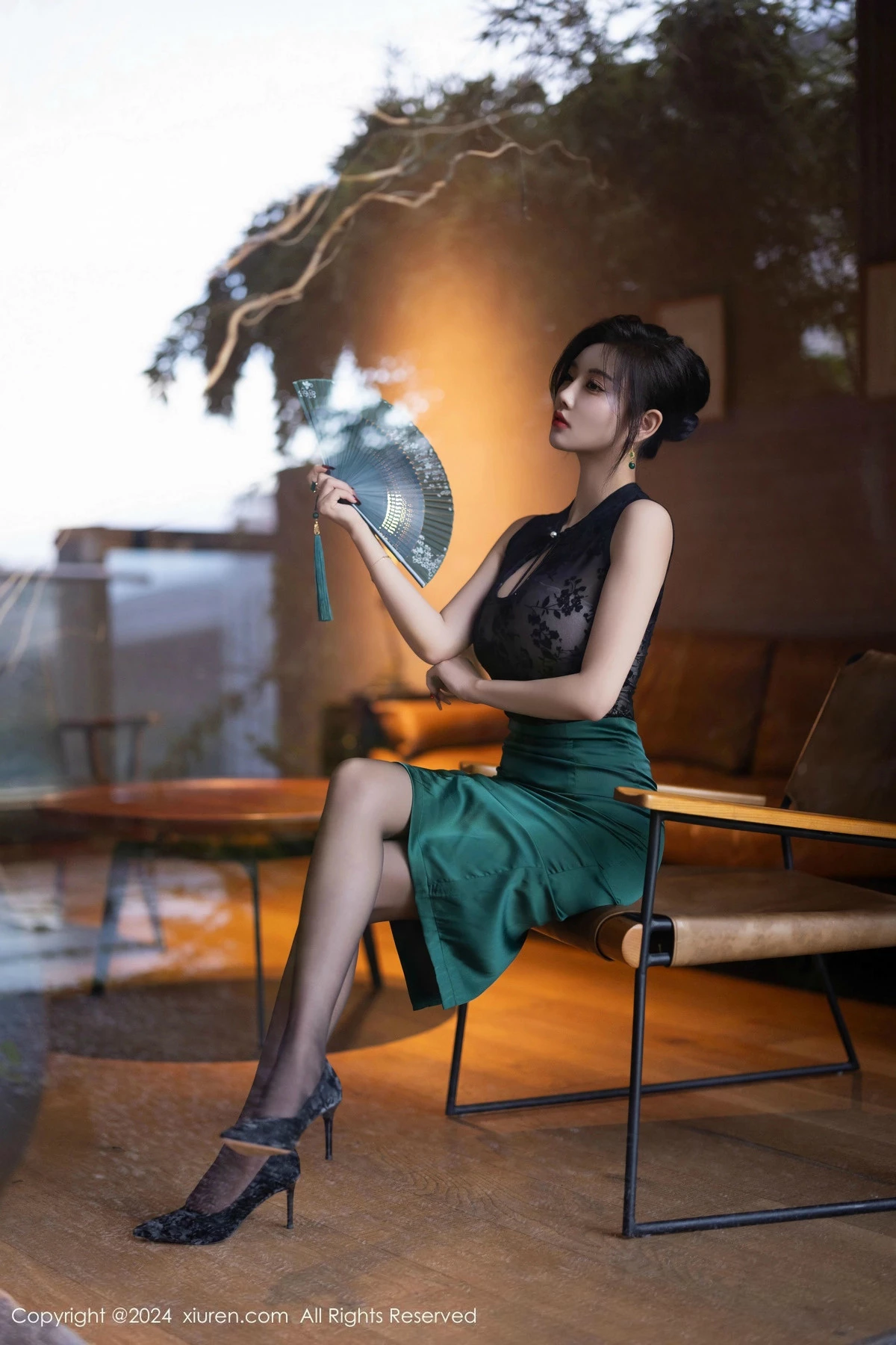 图片[3]-[XiuRen秀人网]第9384期杨晨晨写真-秀人资源网