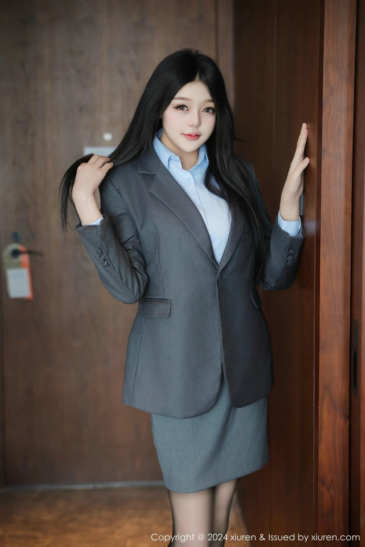 [XiuRen秀人网]第9453期柚柚小奶瓶写真-秀人资源网