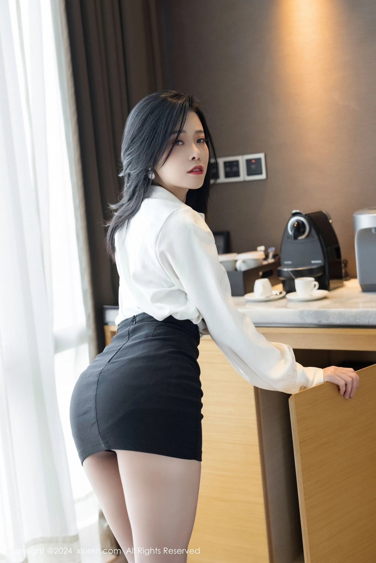 图片[2]-[XiuRen秀人网]第9329期本能写真-秀人资源网