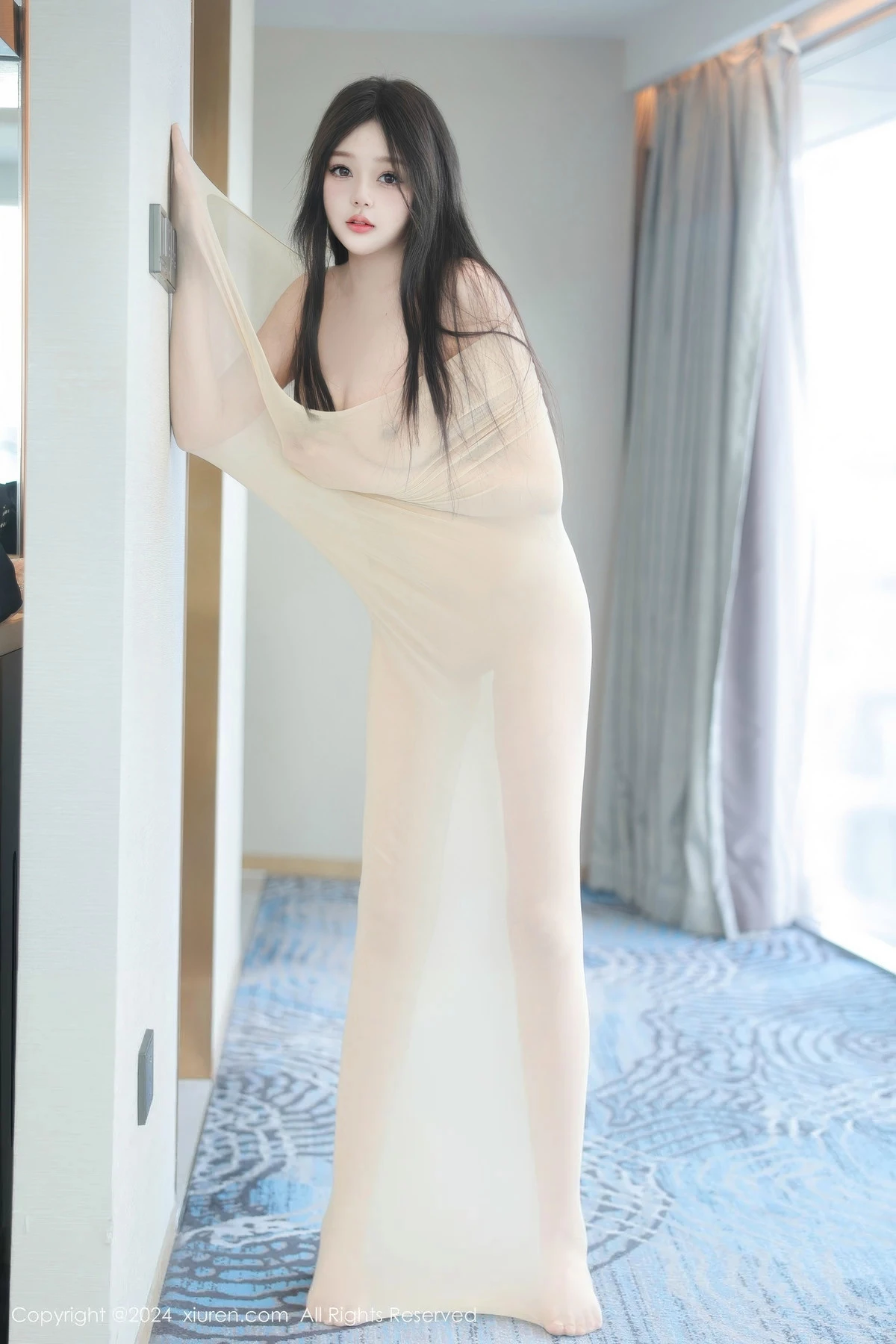 图片[3]-[XiuRen秀人网]第9337期柚柚小奶瓶写真-秀人资源网