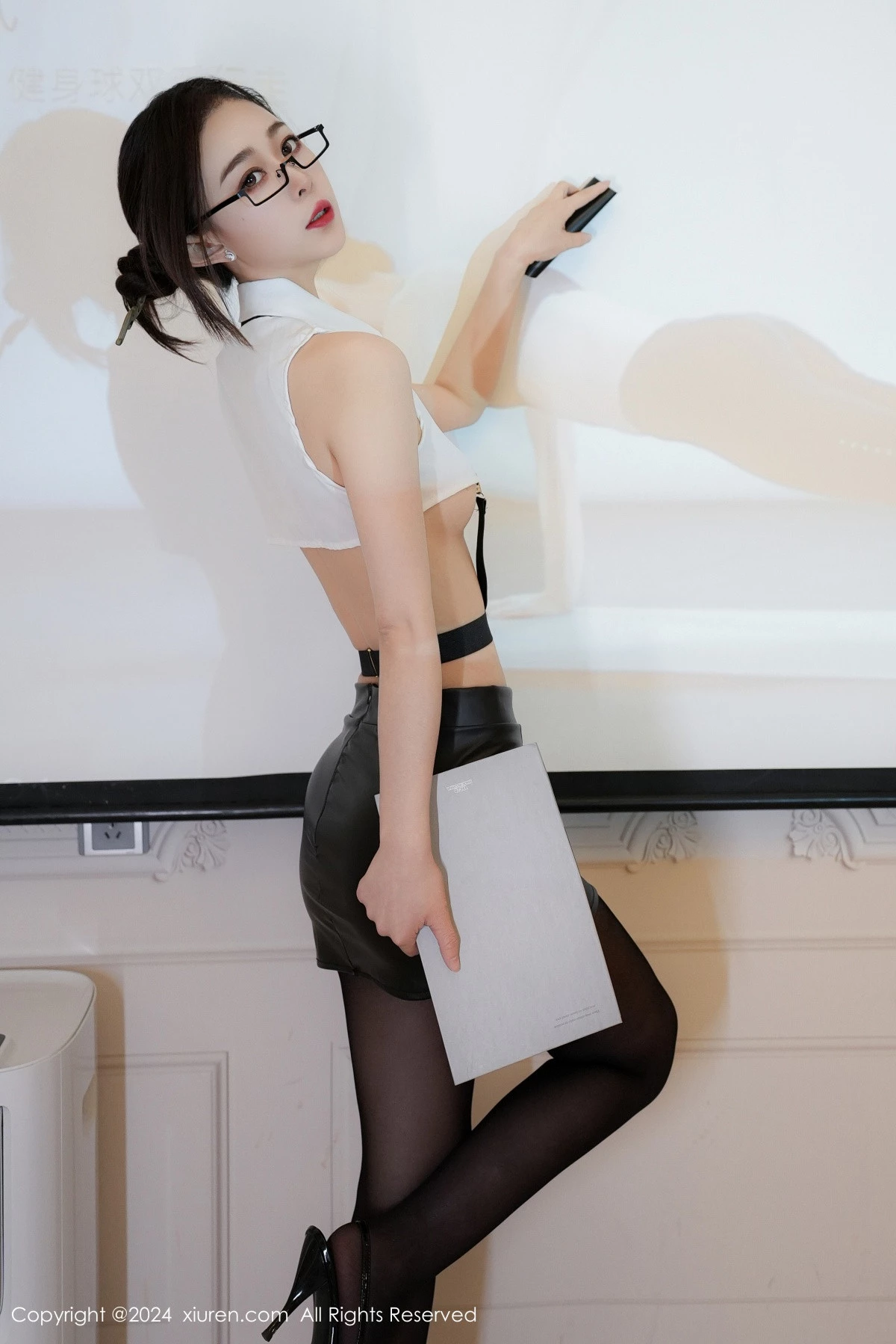 [XiuRen秀人网]第9353期糖糖写真-秀人资源网