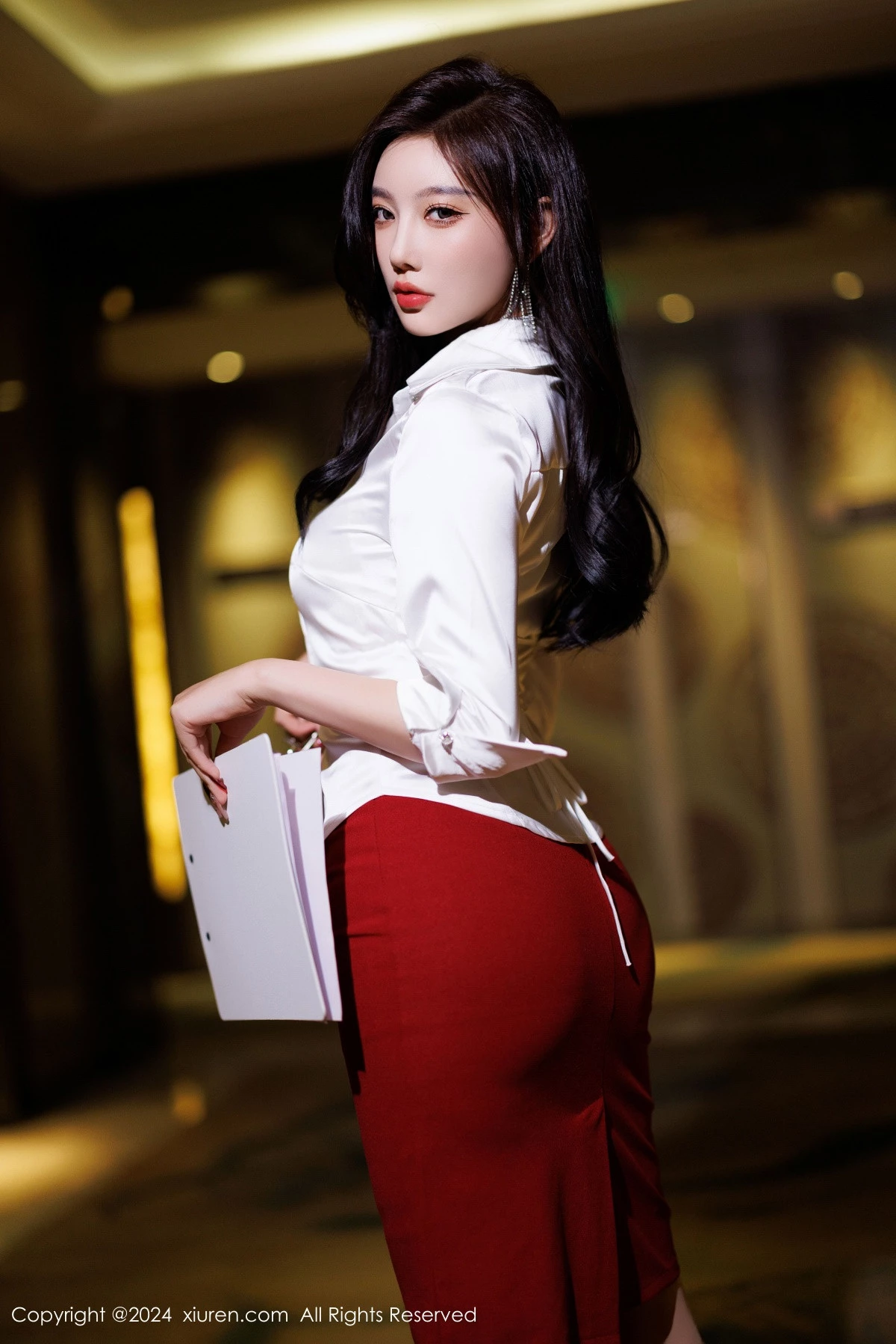 图片[2]-[XiuRen秀人网]第9565期杨晨晨写真-秀人资源网