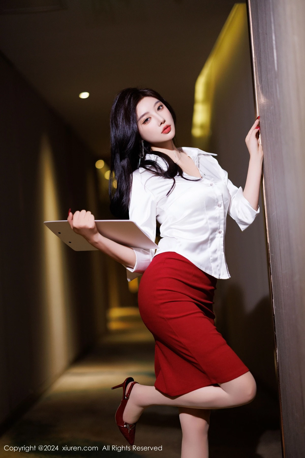 图片[5]-[XiuRen秀人网]第9565期杨晨晨写真-秀人资源网