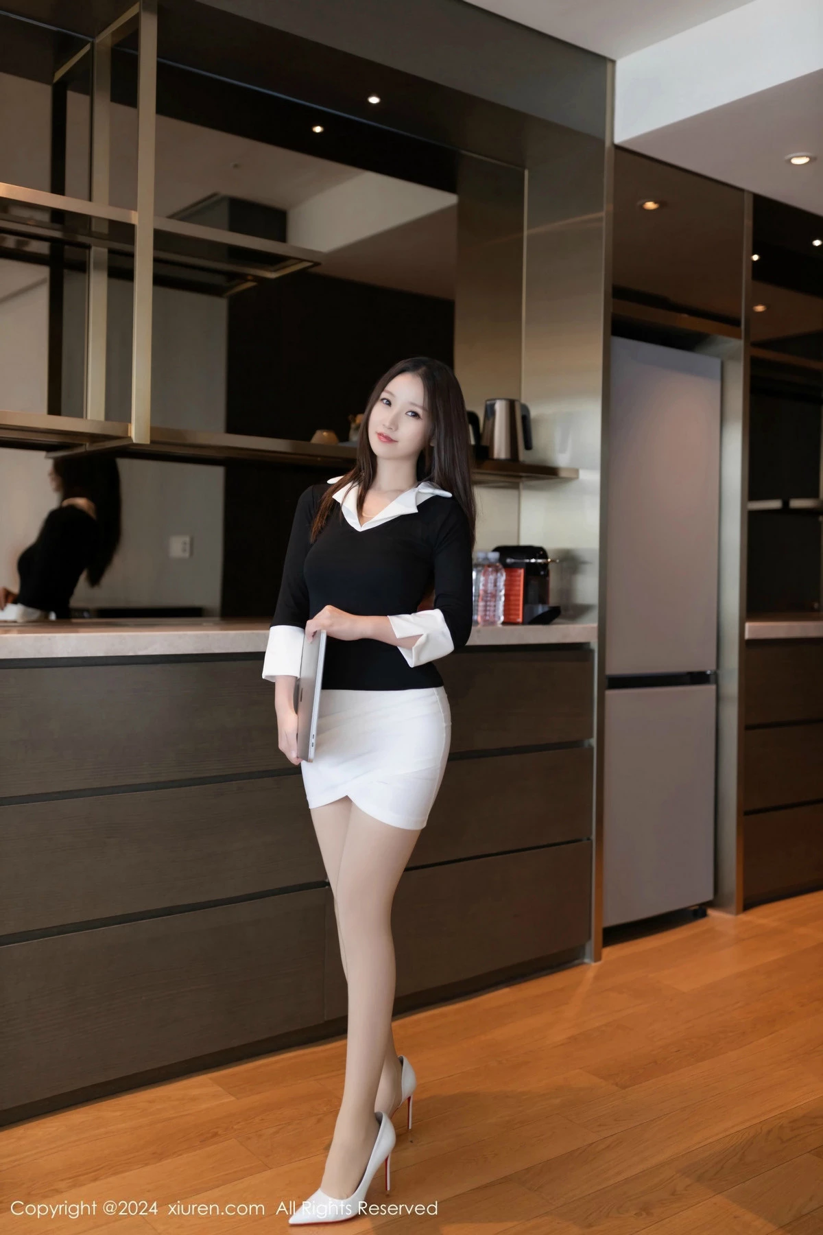 图片[6]-[XiuRen秀人网]第9587期杏子写真-秀人资源网