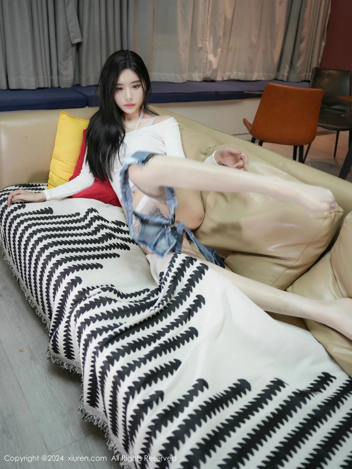 图片[5]-[XiuRen秀人网]第9598期Erikaki写真-秀人资源网