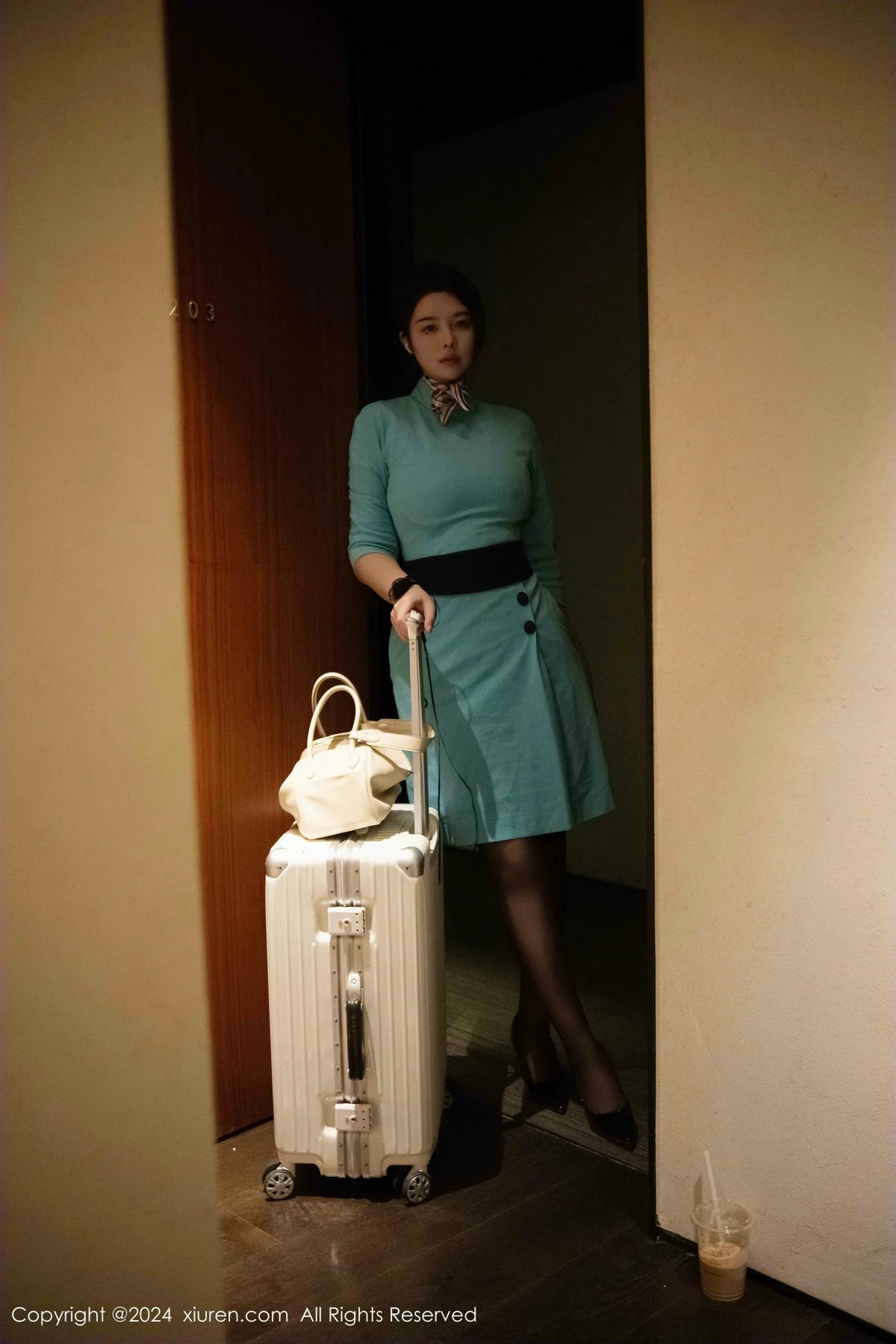 图片[6]-[XiuRen秀人网]第9609期樱桃小犊子写真-秀人资源网