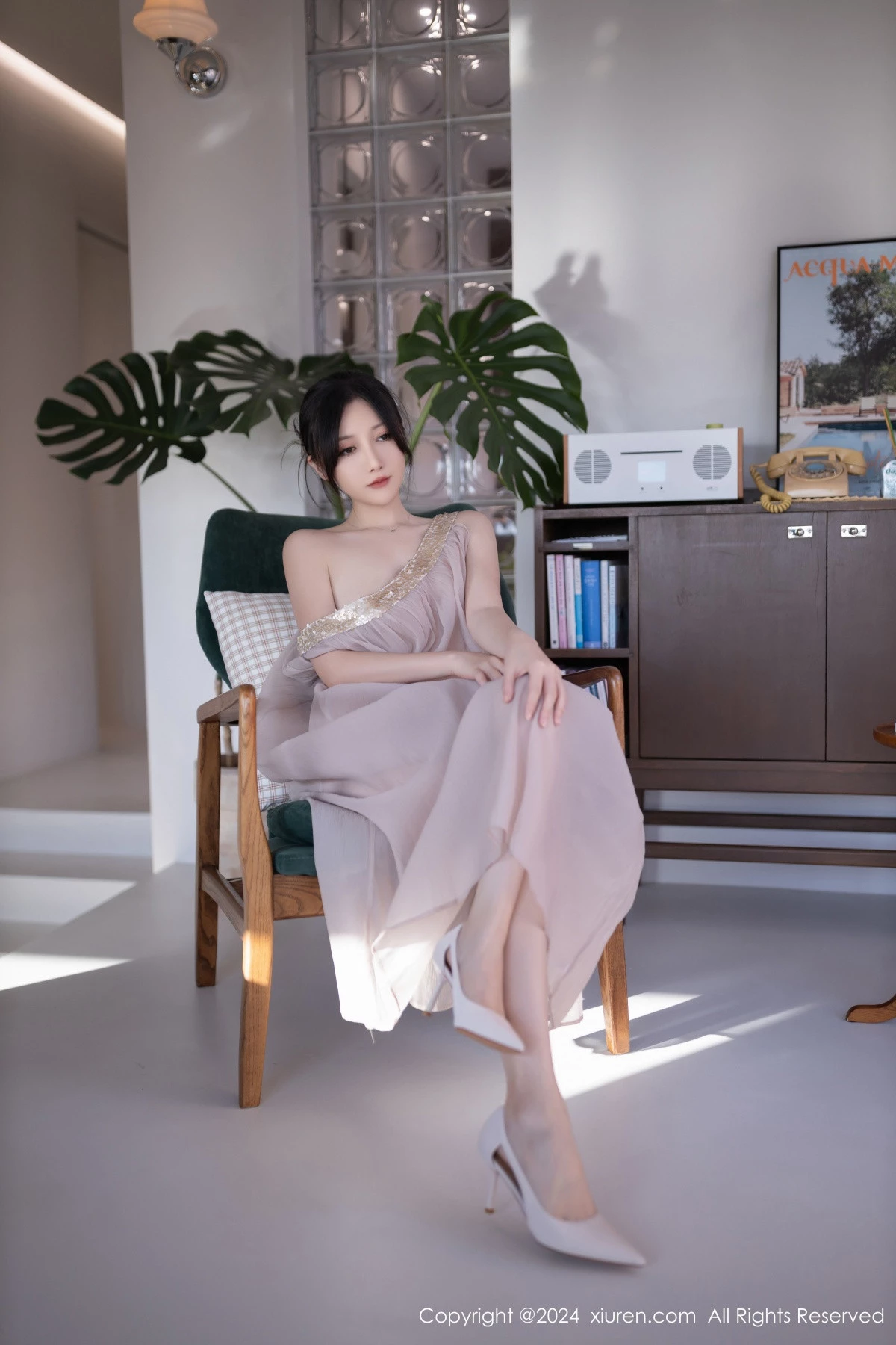 图片[2]-[XiuRen秀人网]第9492期鱼子酱写真-秀人资源网