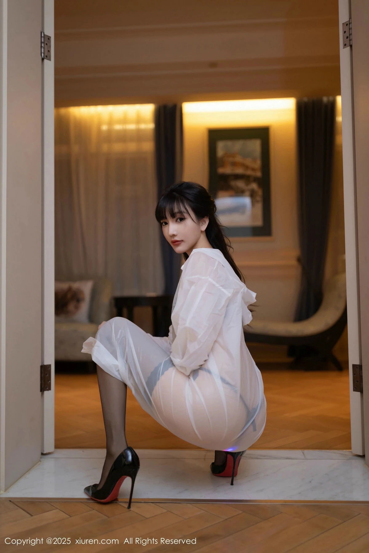 [XiuRen秀人网]第9700期陆萱萱写真-秀人资源网