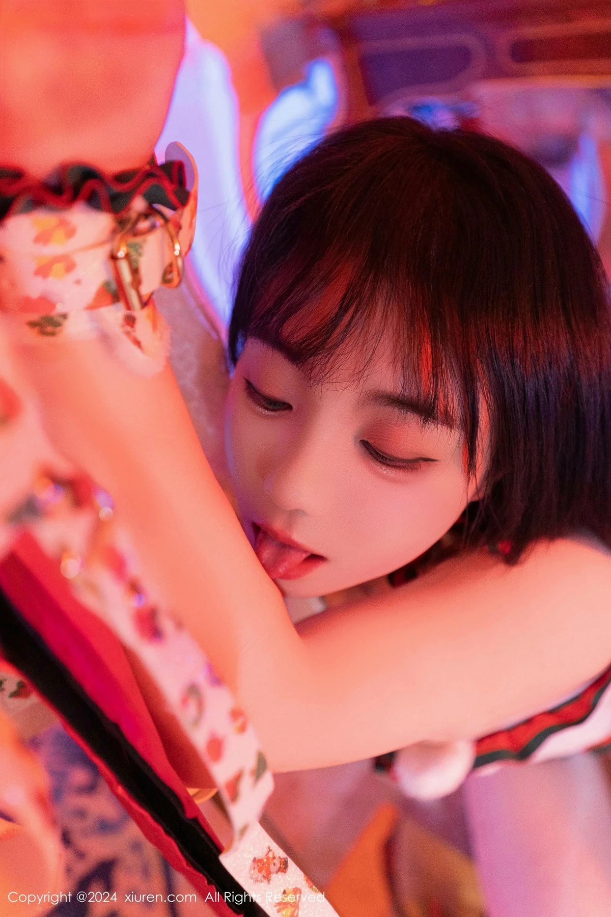 图片[6]-[XiuRen秀人网]第9638期软情写真-秀人资源网