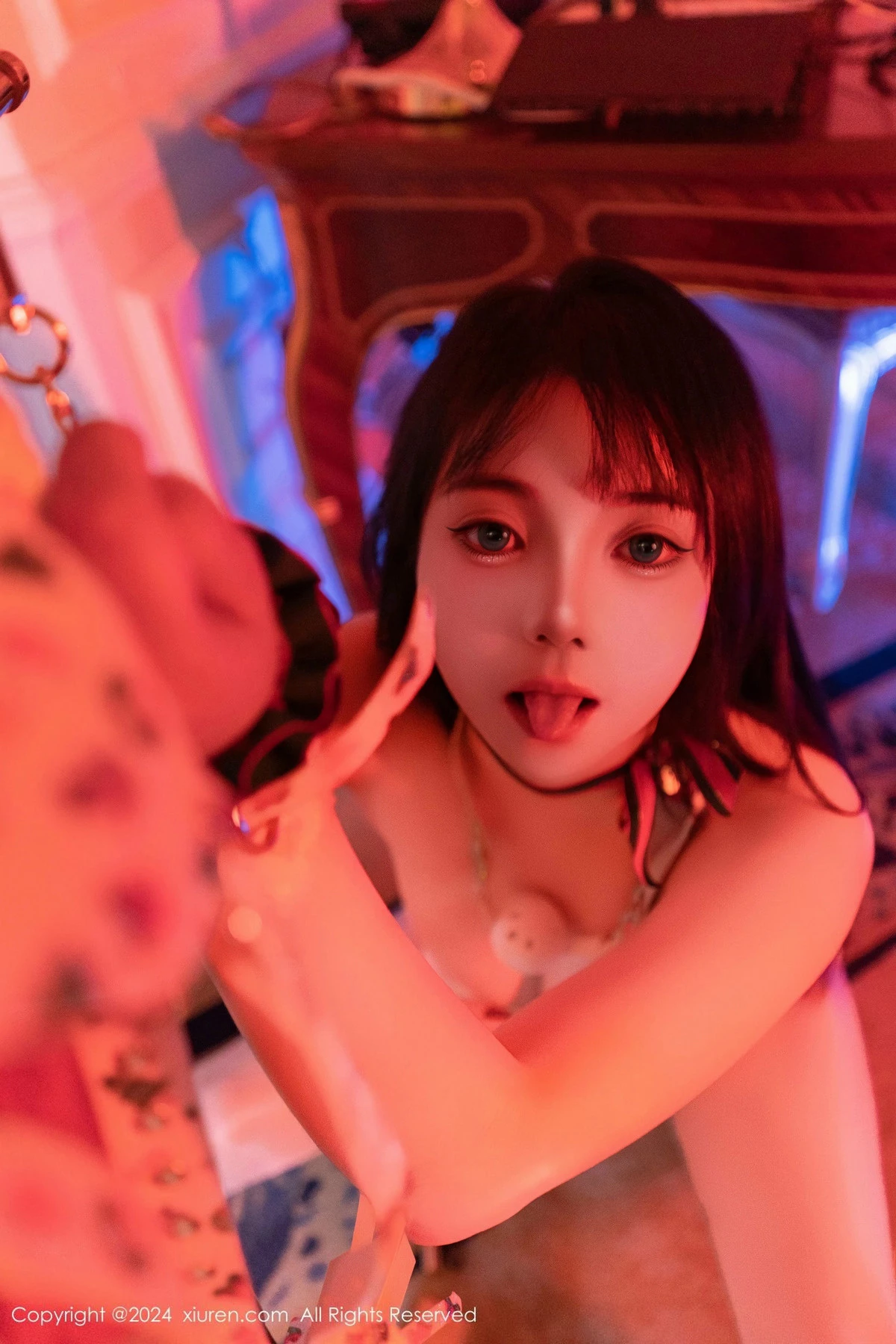 图片[4]-[XiuRen秀人网]第9638期软情写真-秀人资源网