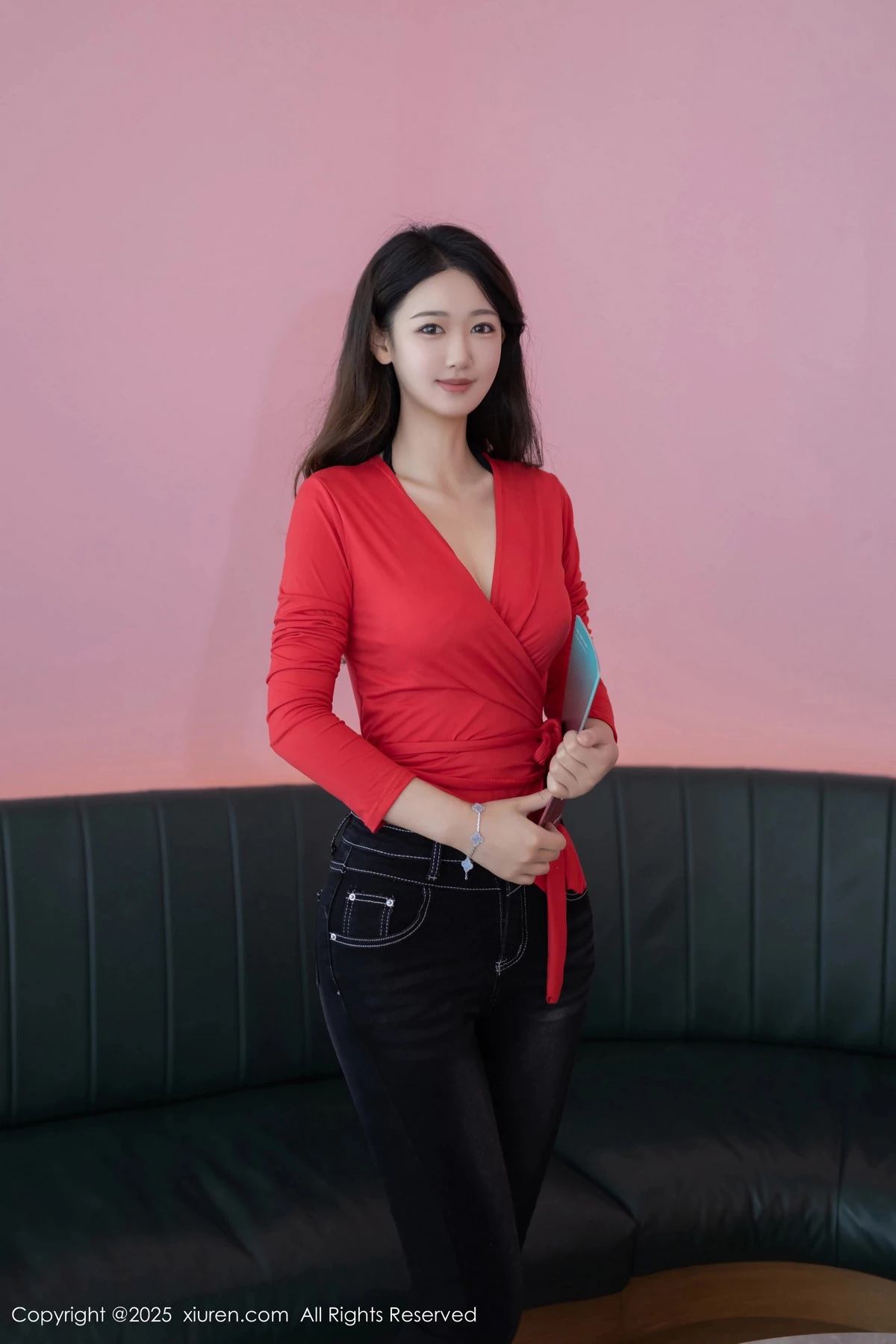 [XiuRen秀人网]第9894期唐安琪写真-秀人资源网