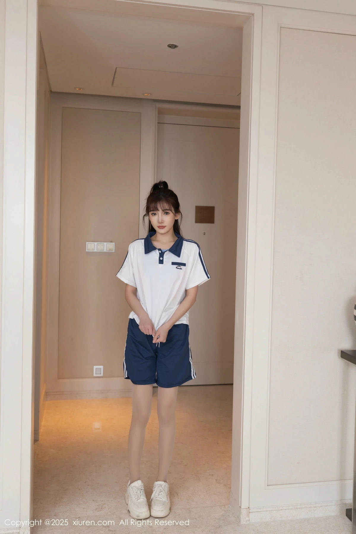 [XiuRen秀人网]第9979期陆萱萱写真-秀人资源网