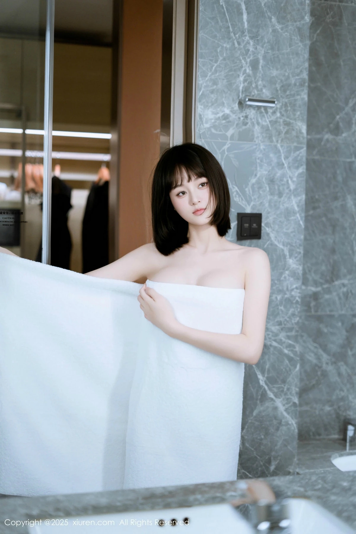图片[4]-[XiuRen秀人网]第9972期涵涵写真-秀人资源网