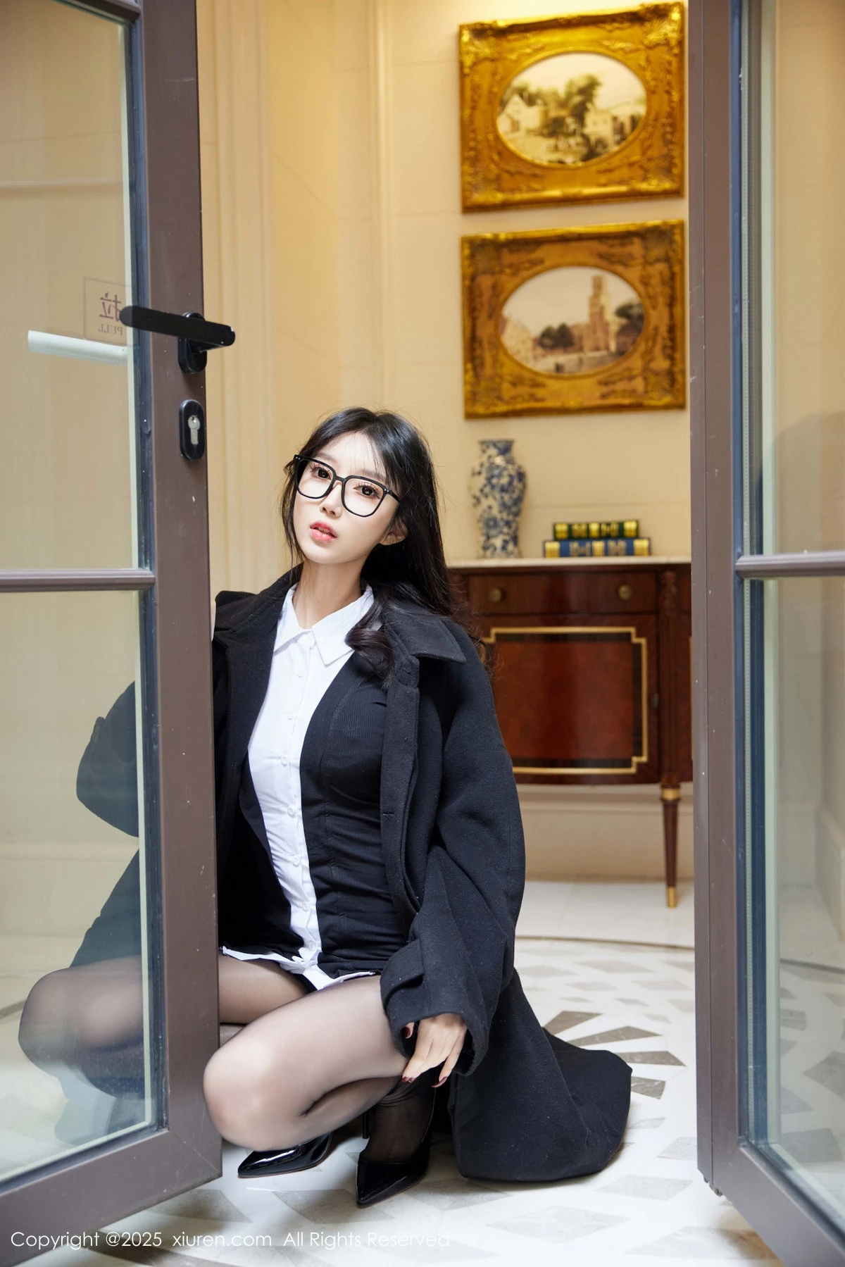 [XiuRen秀人网]第9926期玥儿玥写真-秀人资源网