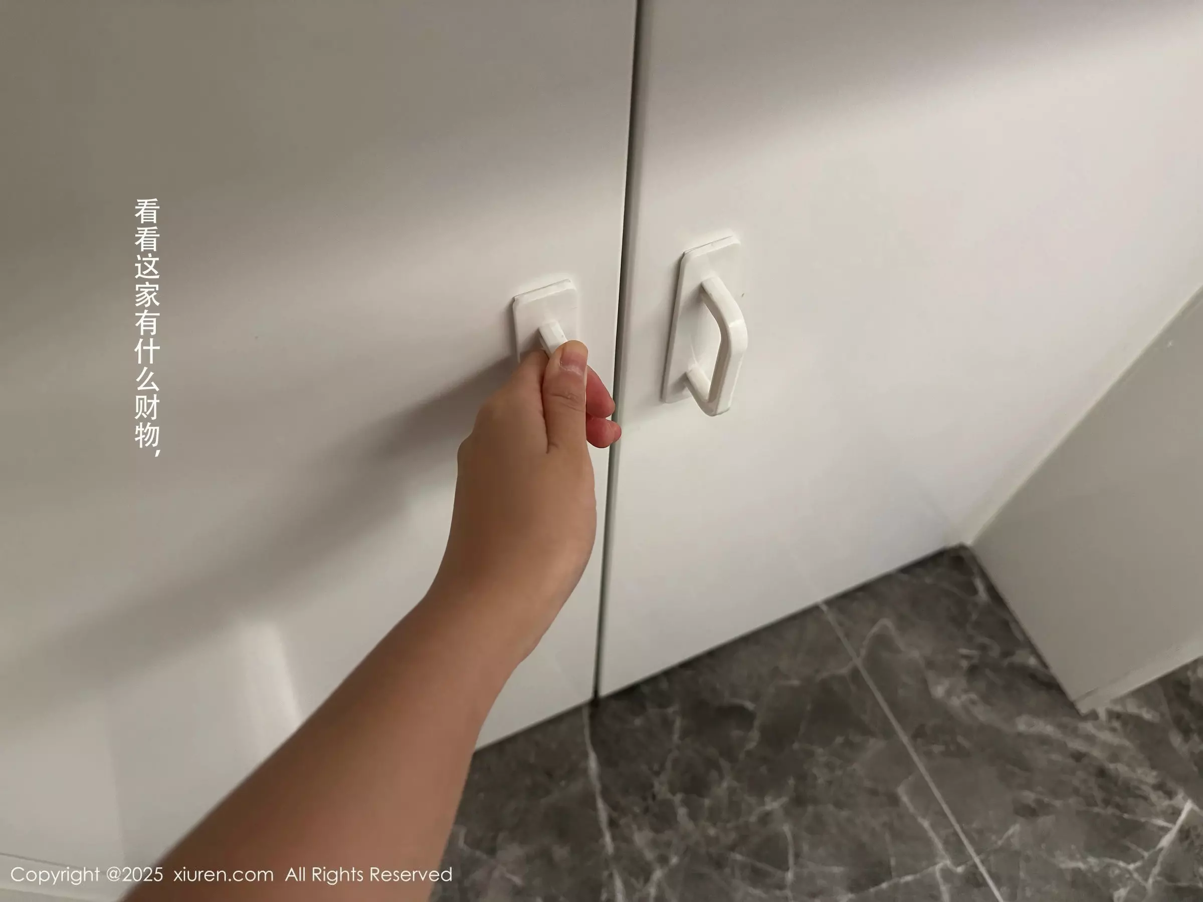 图片[8]-[XiuRen秀人网]第10042期杏子写真-秀人资源网