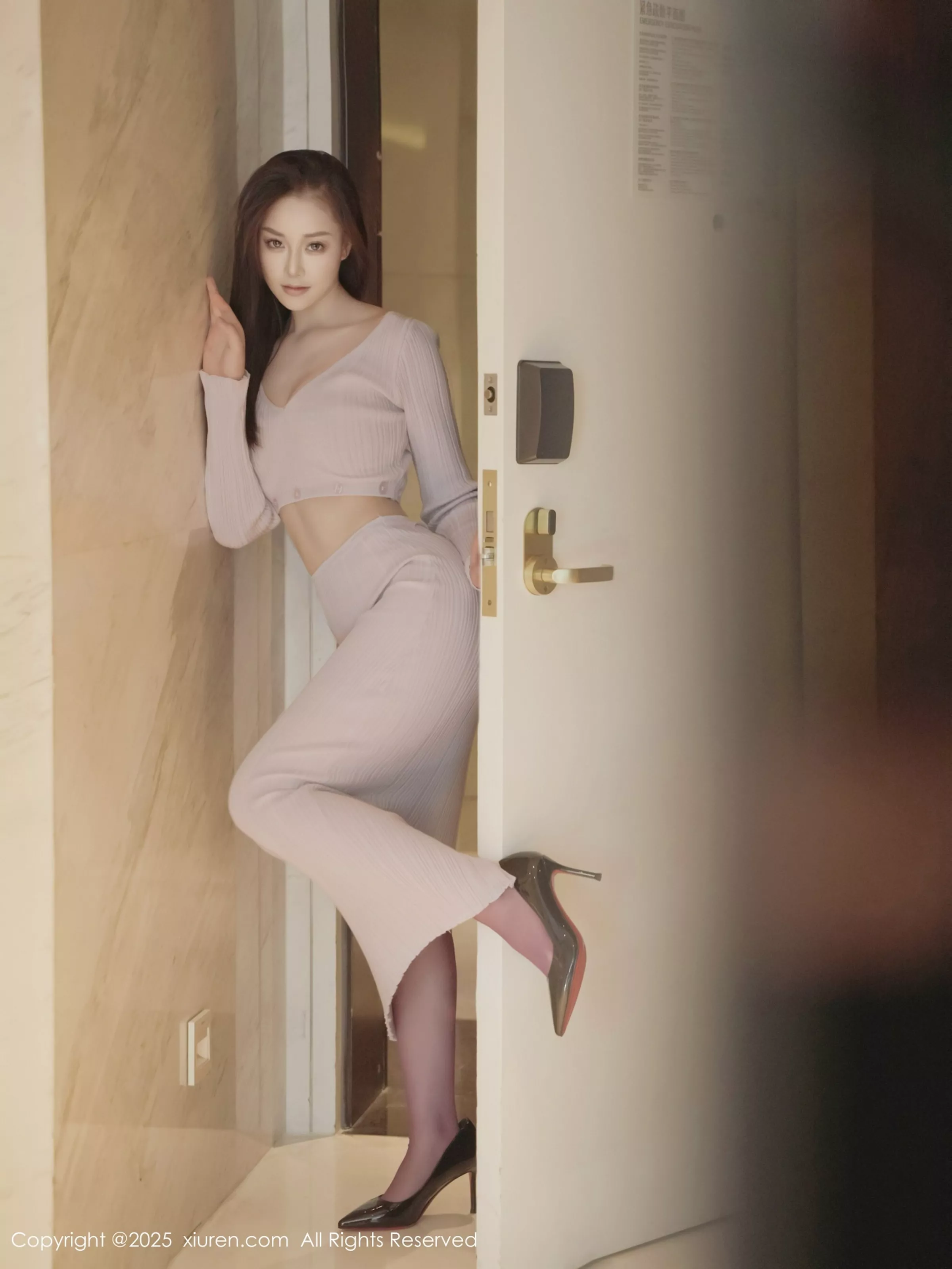 图片[14]-[XiuRen秀人网]第10151期兰滢滢写真-秀人资源网