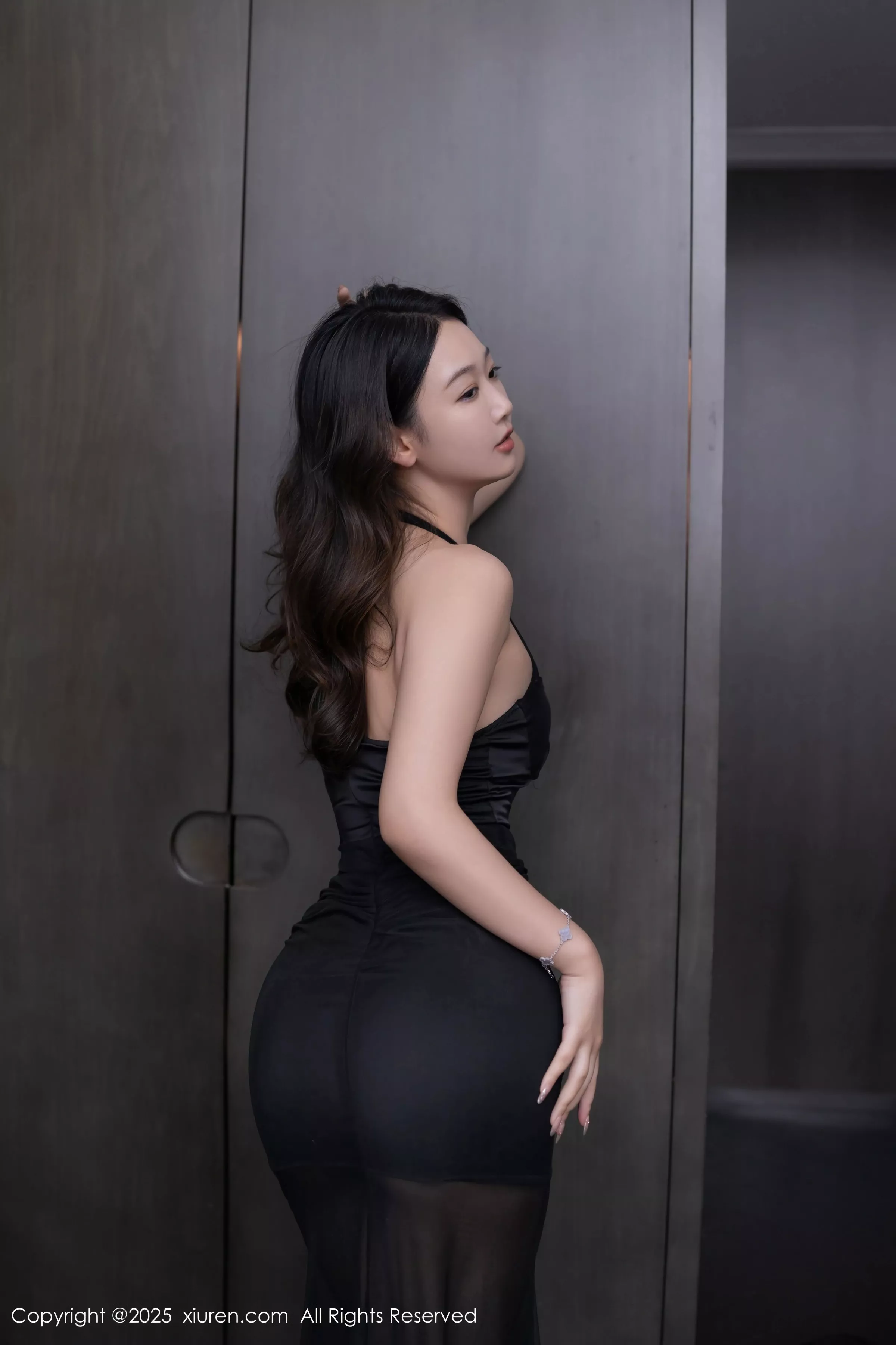 [XiuRen秀人网]第10208期唐安琪写真-秀人资源网