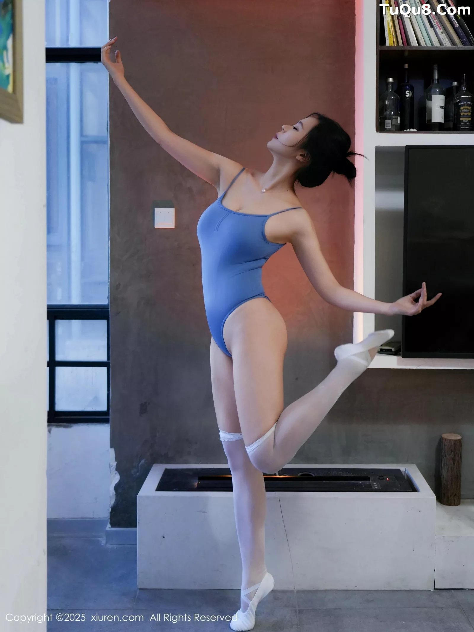 图片[5]-[XiuRen秀人网]第10327期玫瑰我爱你写真-秀人资源网