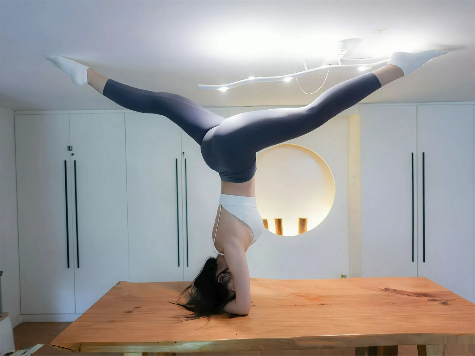 图片[16]-[XiuRen秀人网]第10595期玫瑰我爱你写真-秀人资源网