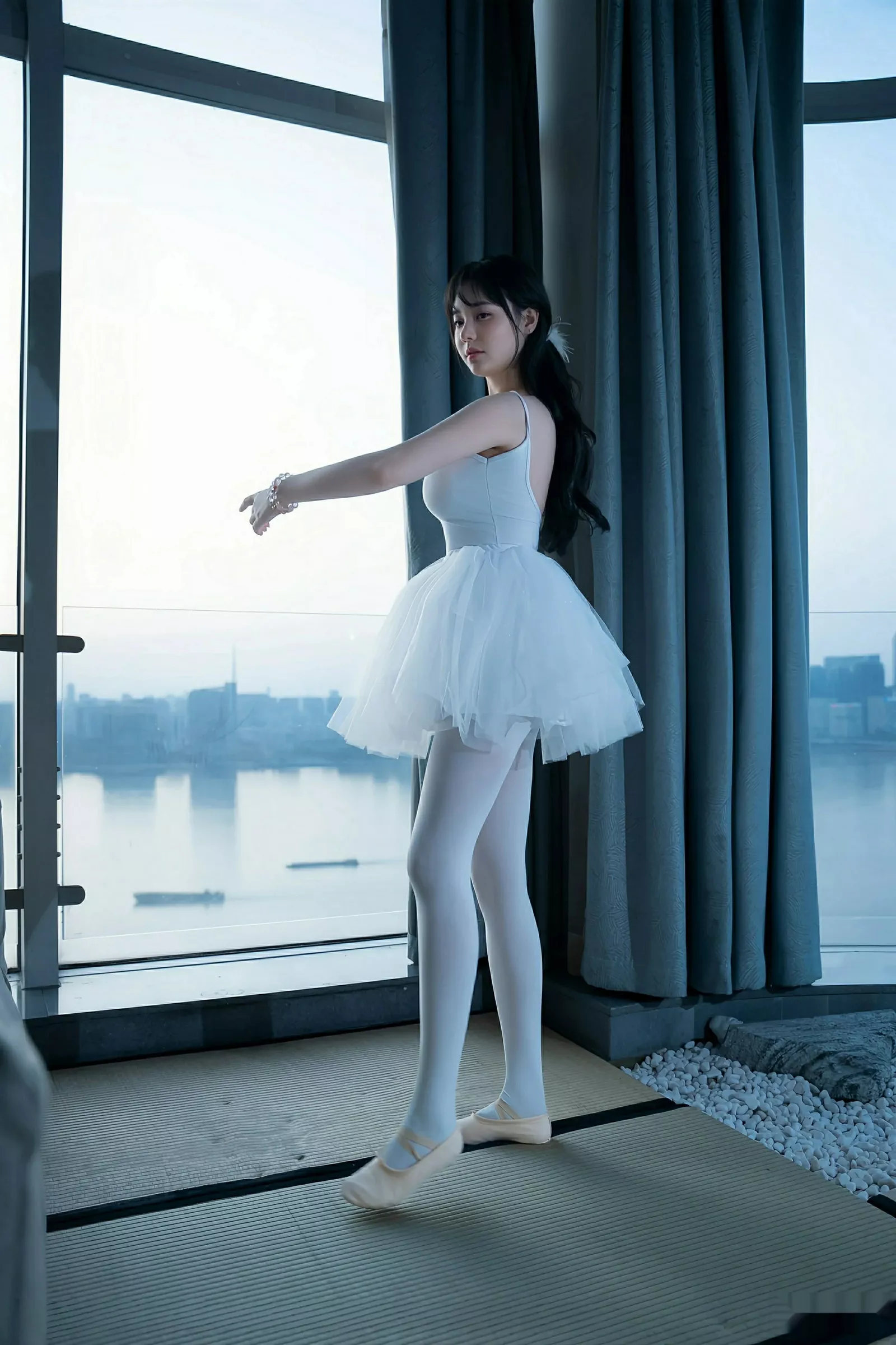 图片[41]-[XiuRen秀人网]第10575期软情写真-秀人资源网