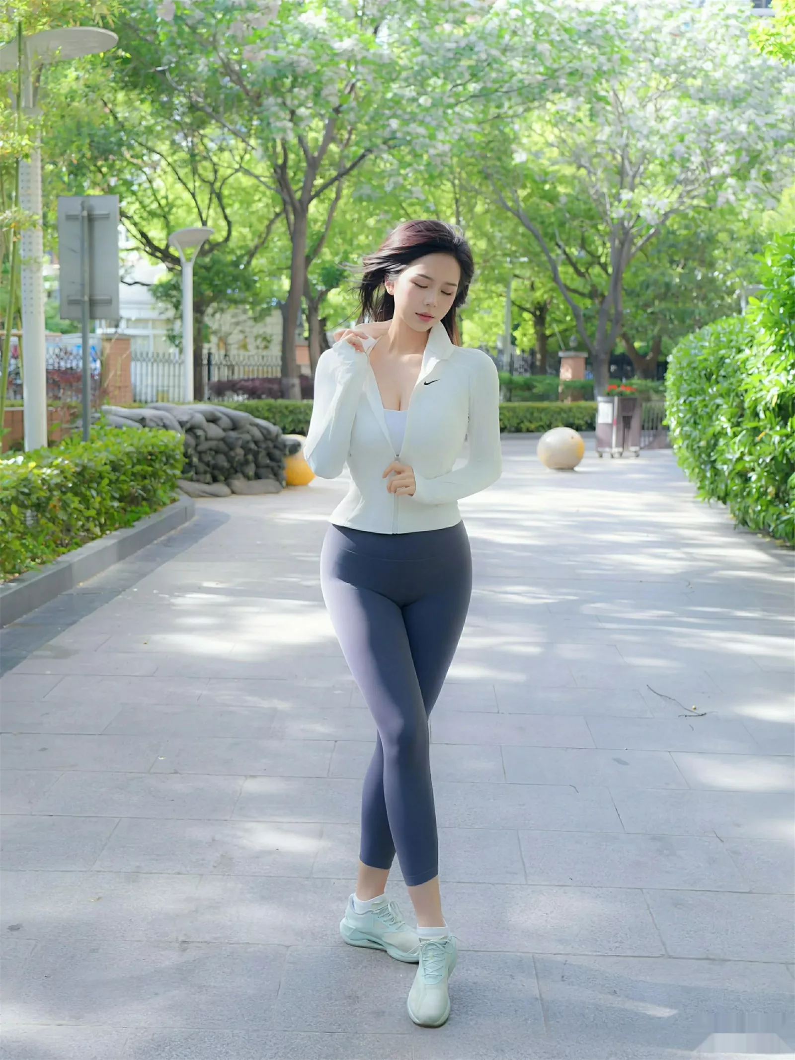 图片[7]-[XiuRen秀人网]第10595期玫瑰我爱你写真-秀人资源网